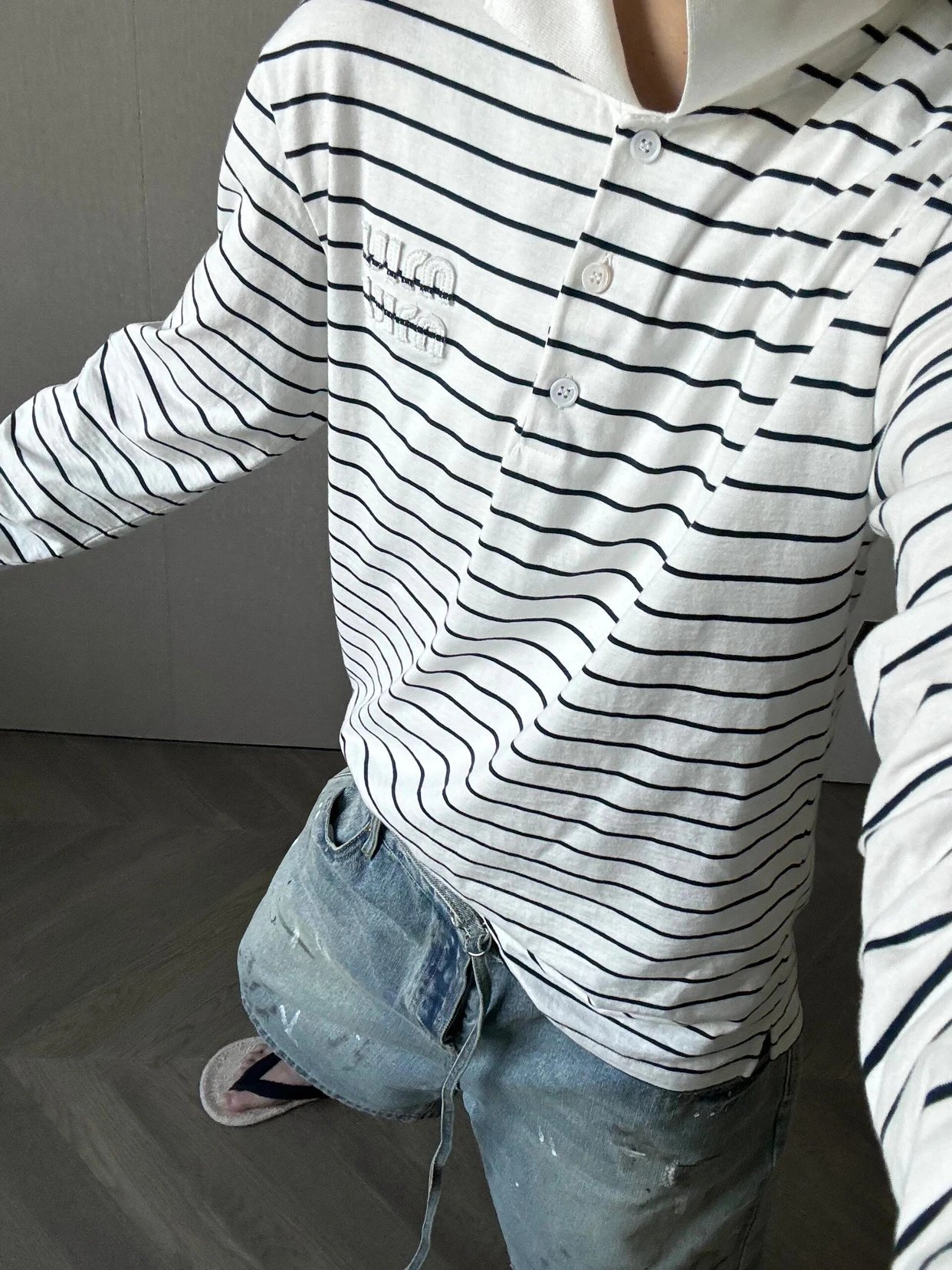 Item ID 8186 M1uM1u- Miu Miu -2024ss- black and white stripes polo shirt - Chest le