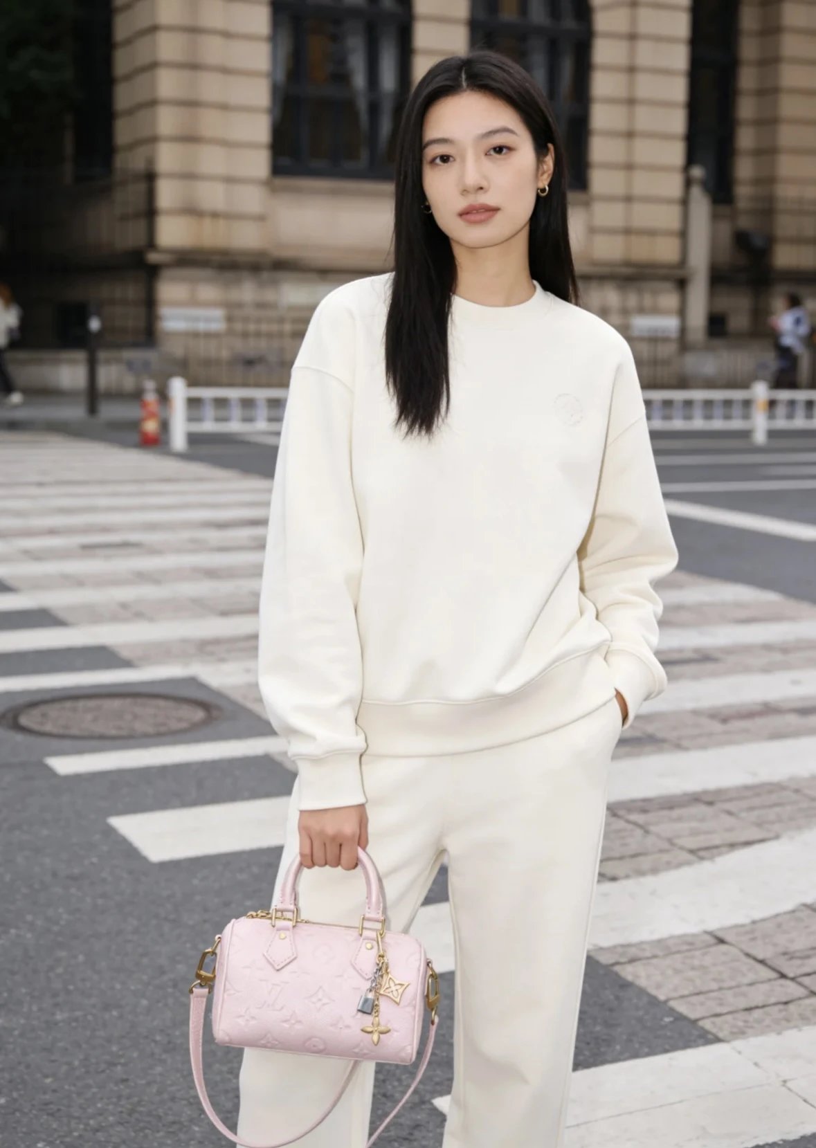 Item ID 8500 NANO-SPEEDY - Brand Old Flower Full Print Cowhide Single Shoulder Hand