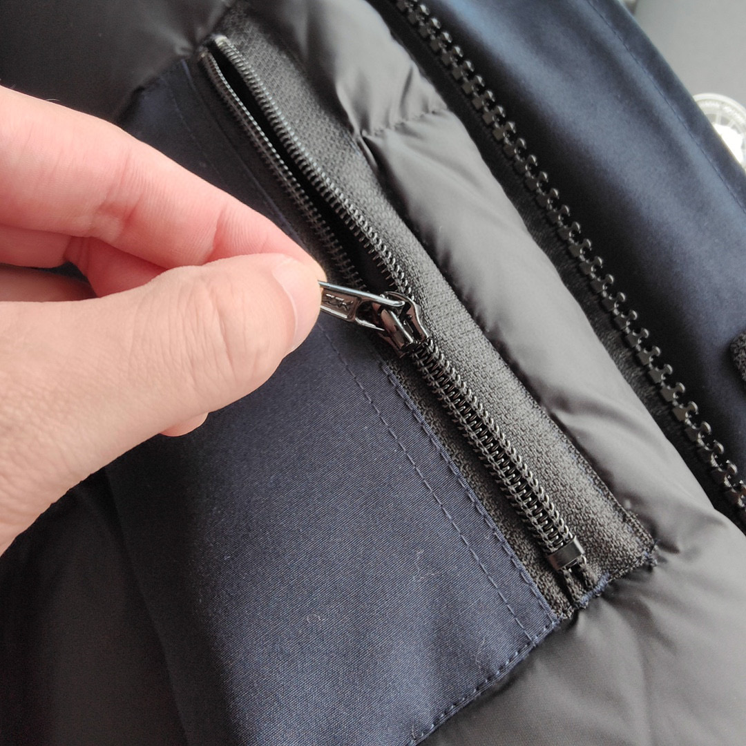 大鹅13款_男_彩标_羽绒服