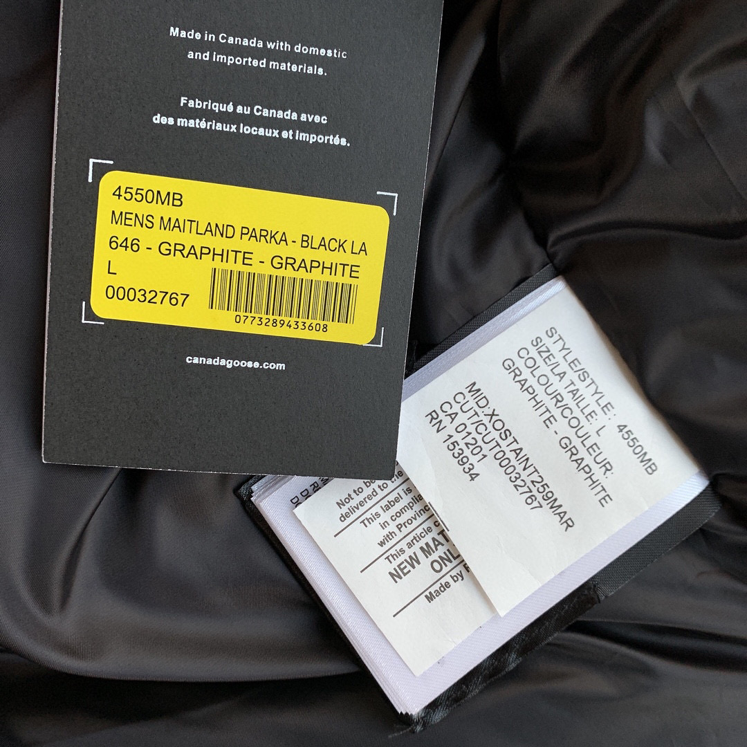 大鹅23男款黑标_羽绒服