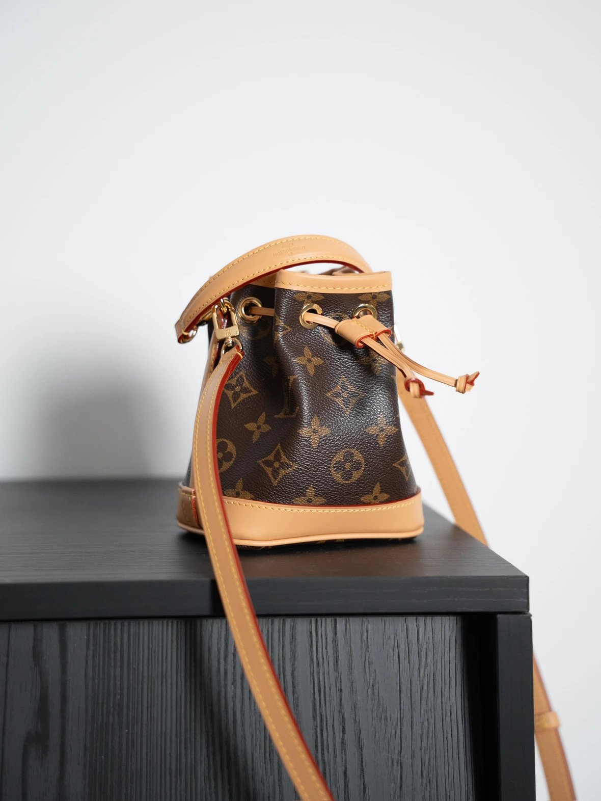 Item ID 8514 Year end finale _detachable and adjustable shoulder strap drawstring c