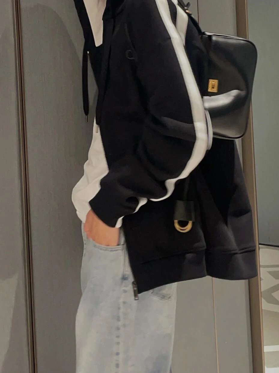 Item ID 8451 Balenc1aga Paris-2024s Redeo Series - Small Mahjong Bag - Imported Hea