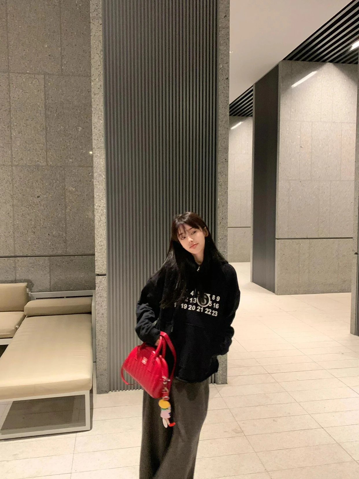 Item ID 8149 Mais0n-Marg1ela- Majira -2023ss-MM6 calendar print sweatshirt - Correc