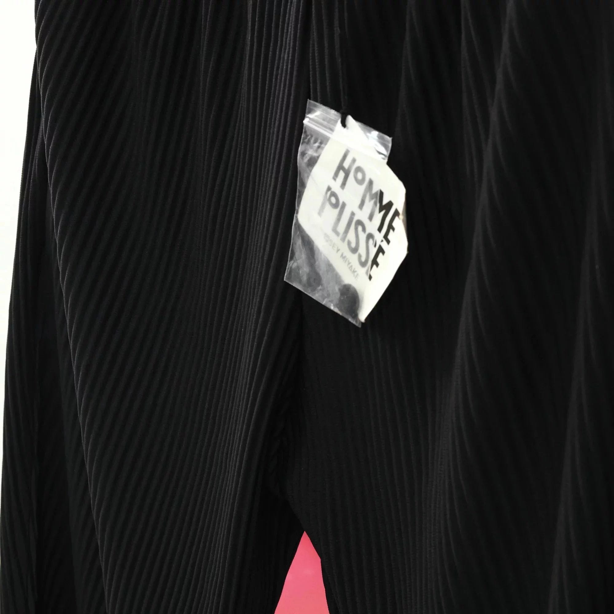 Item ID 8351 Issey Miyaki - Anti Wrinkle Technology Fabric - Polyester Fiber High T