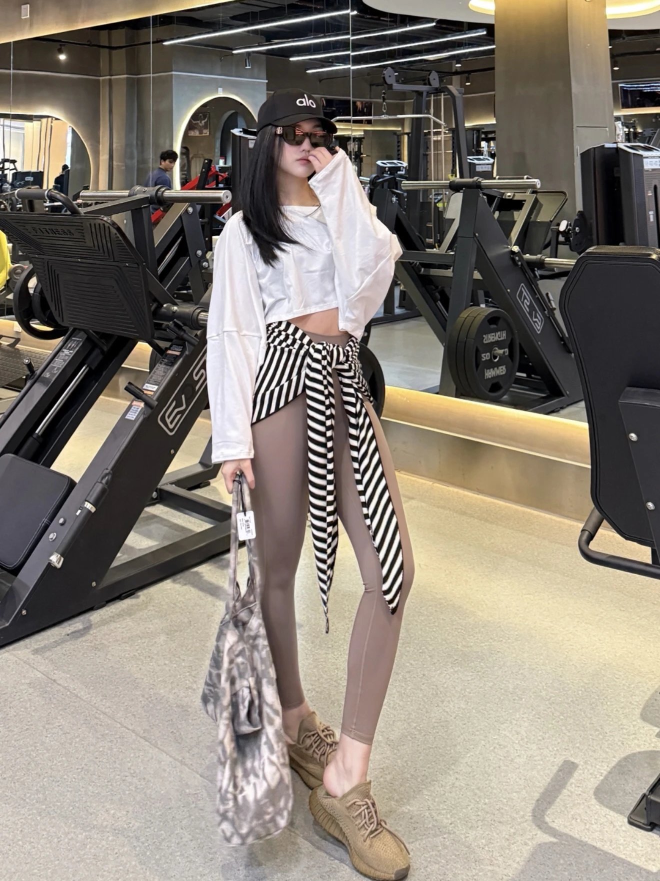 Item ID 8416 Alo-yoga-OFF-DUTY-CAP- cotton peaked cap - Commuting curved brim peake