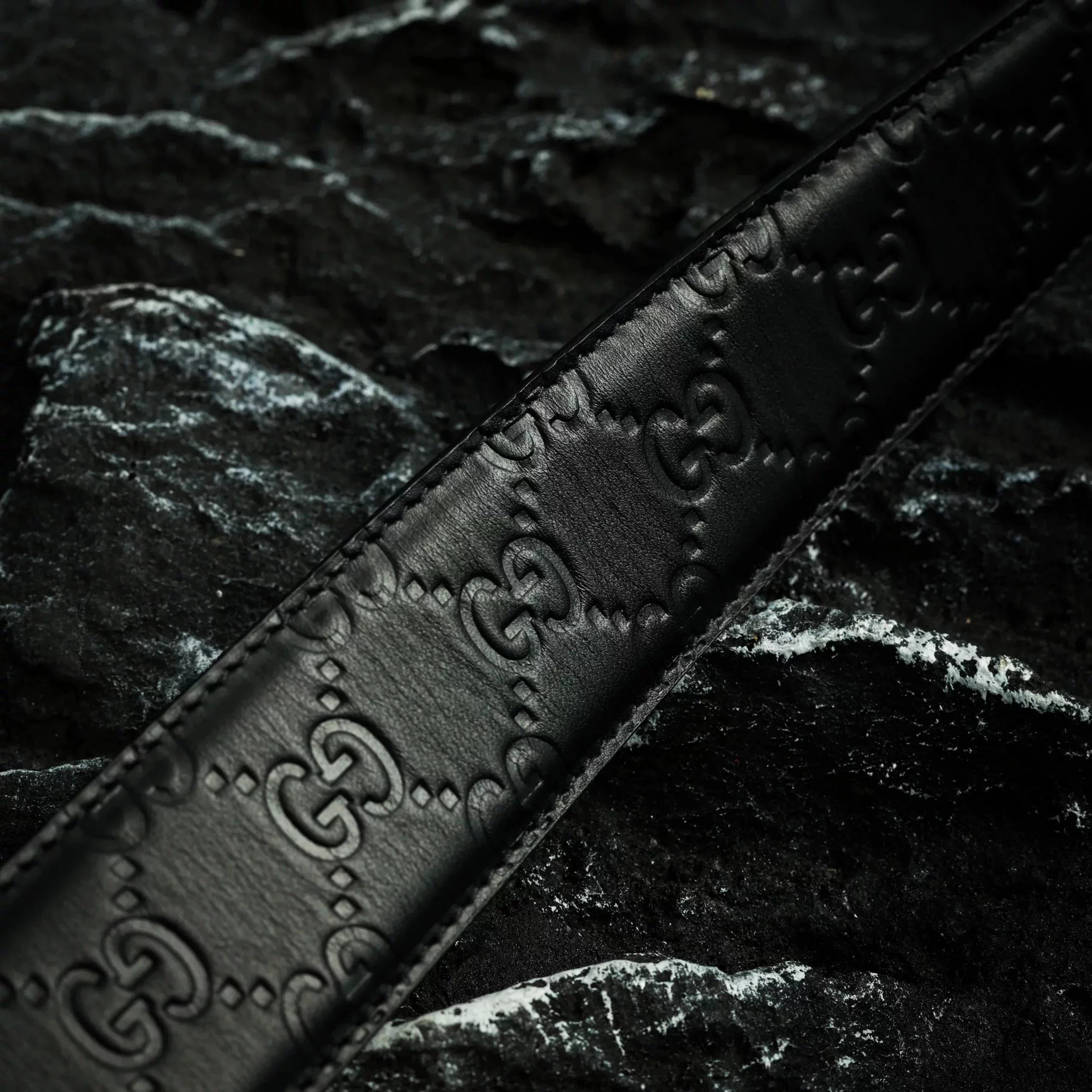 Item ID 8396 GUC belt - pair G logo logo belt - Classic old flower embossed black b