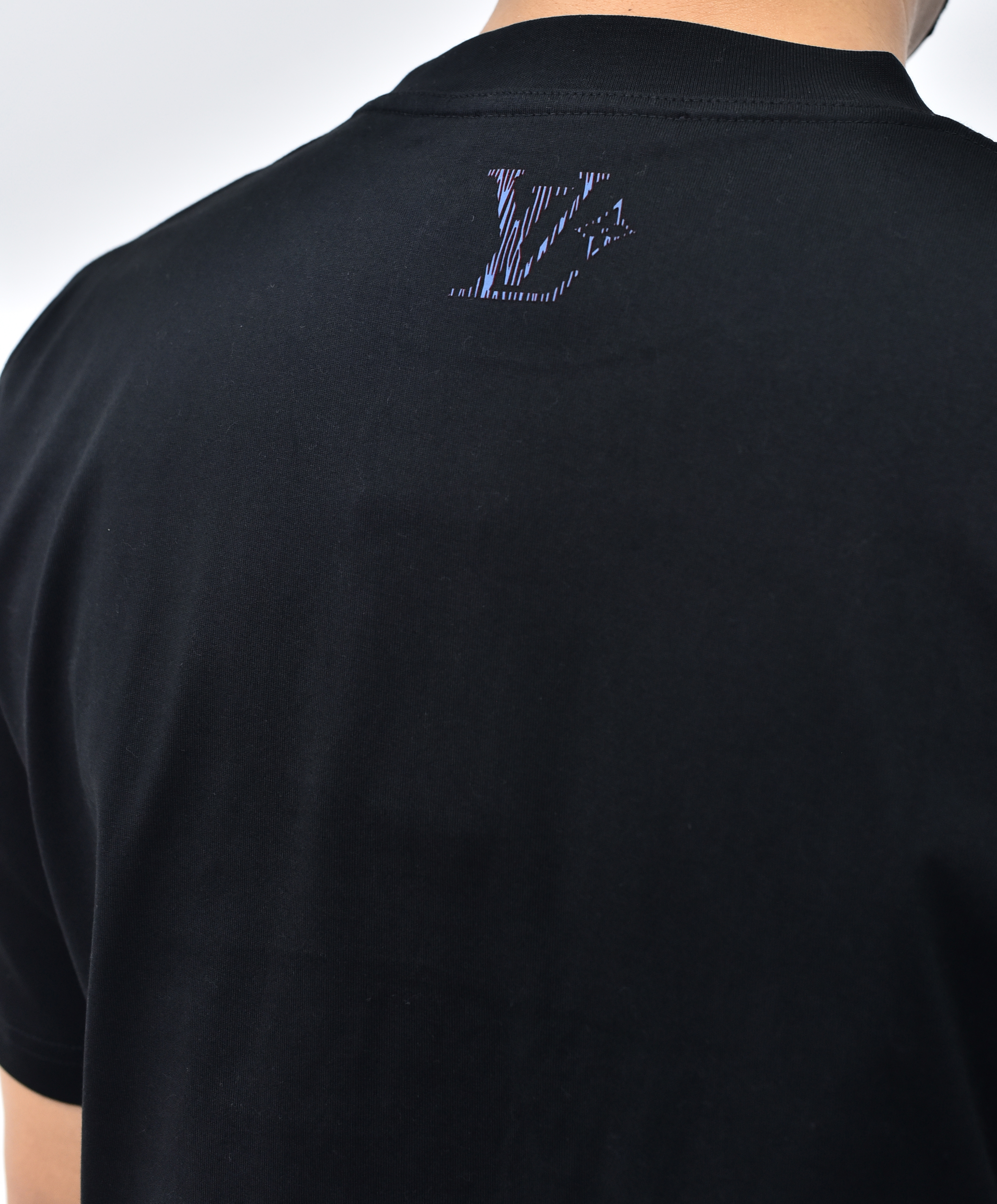 1V渐变字母短袖 黑色