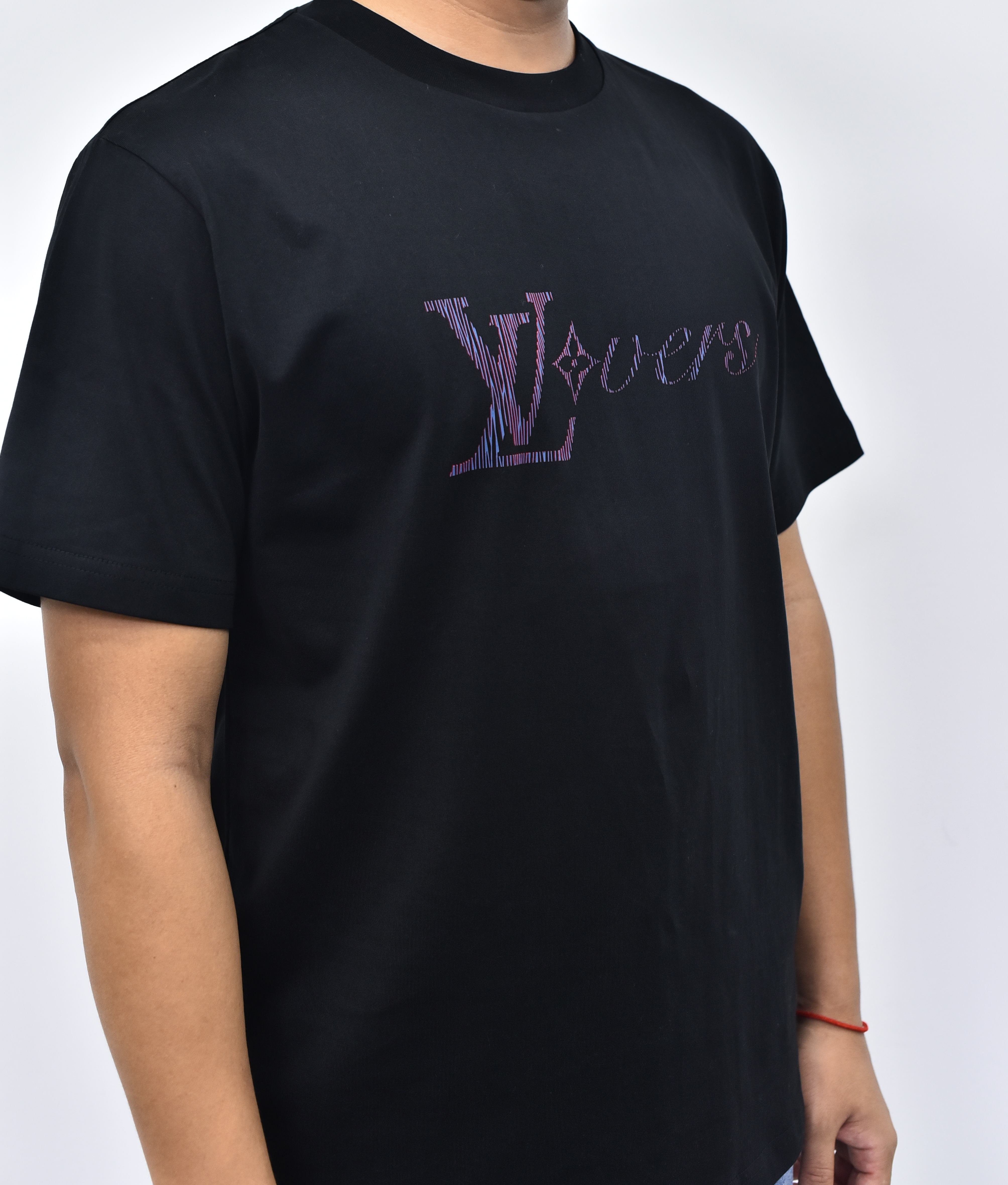 1V渐变字母短袖 黑色