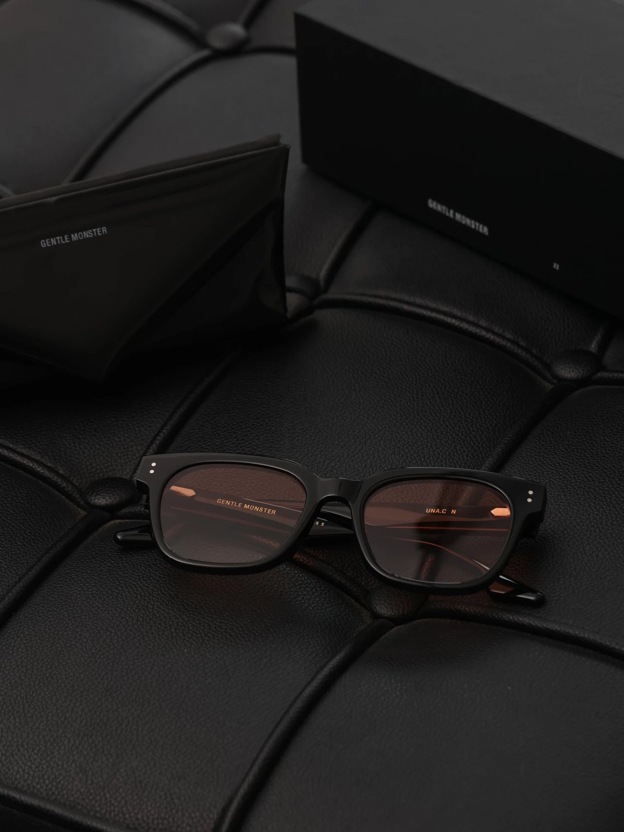 Item ID 8408 Gent1e-M0nster-GM-2024ss-UNAC_N- gradient sunglasses - sunset color -