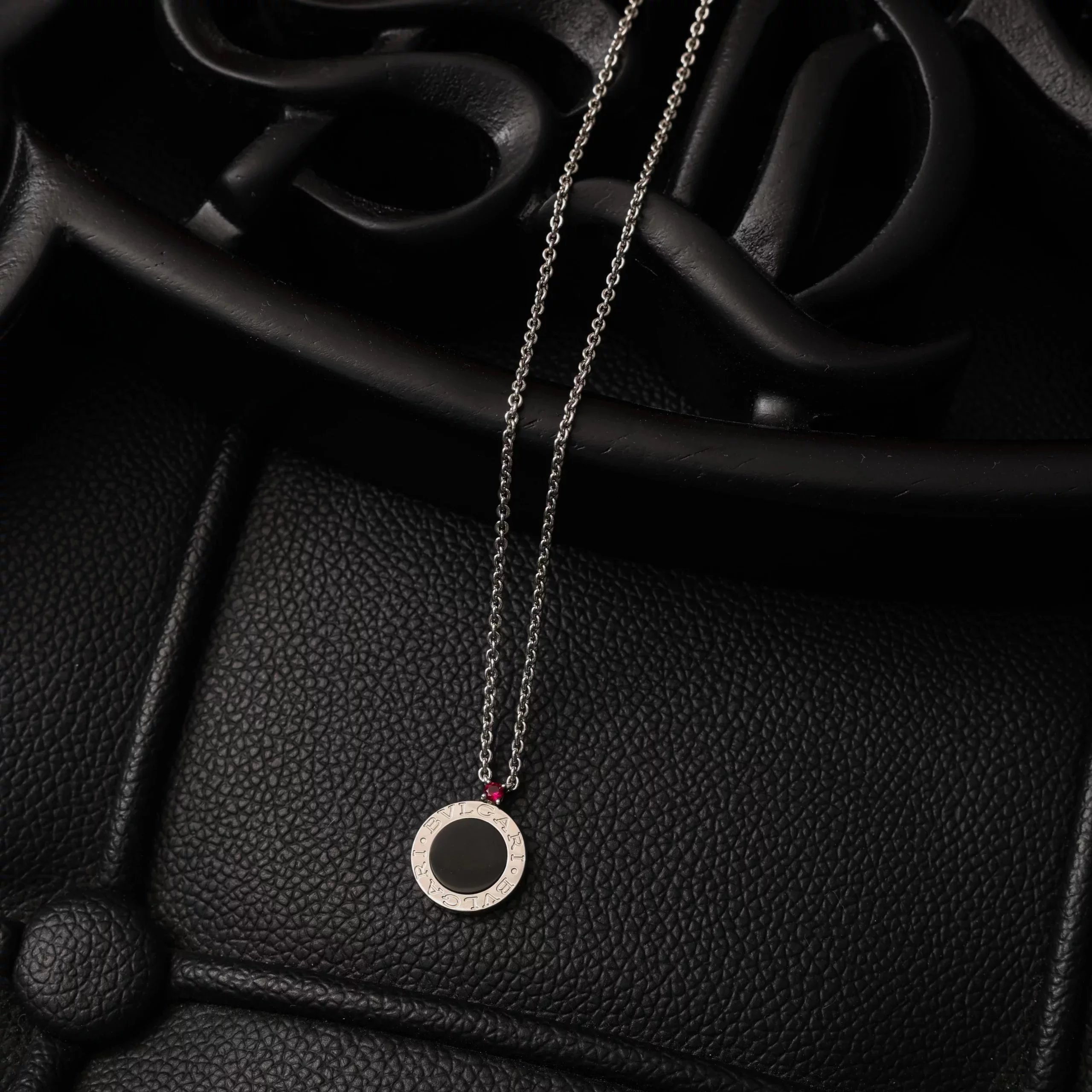 Item ID 8387 “ sterling silver chain 、 High-end ceramics 、 Red agate material ”BGR-