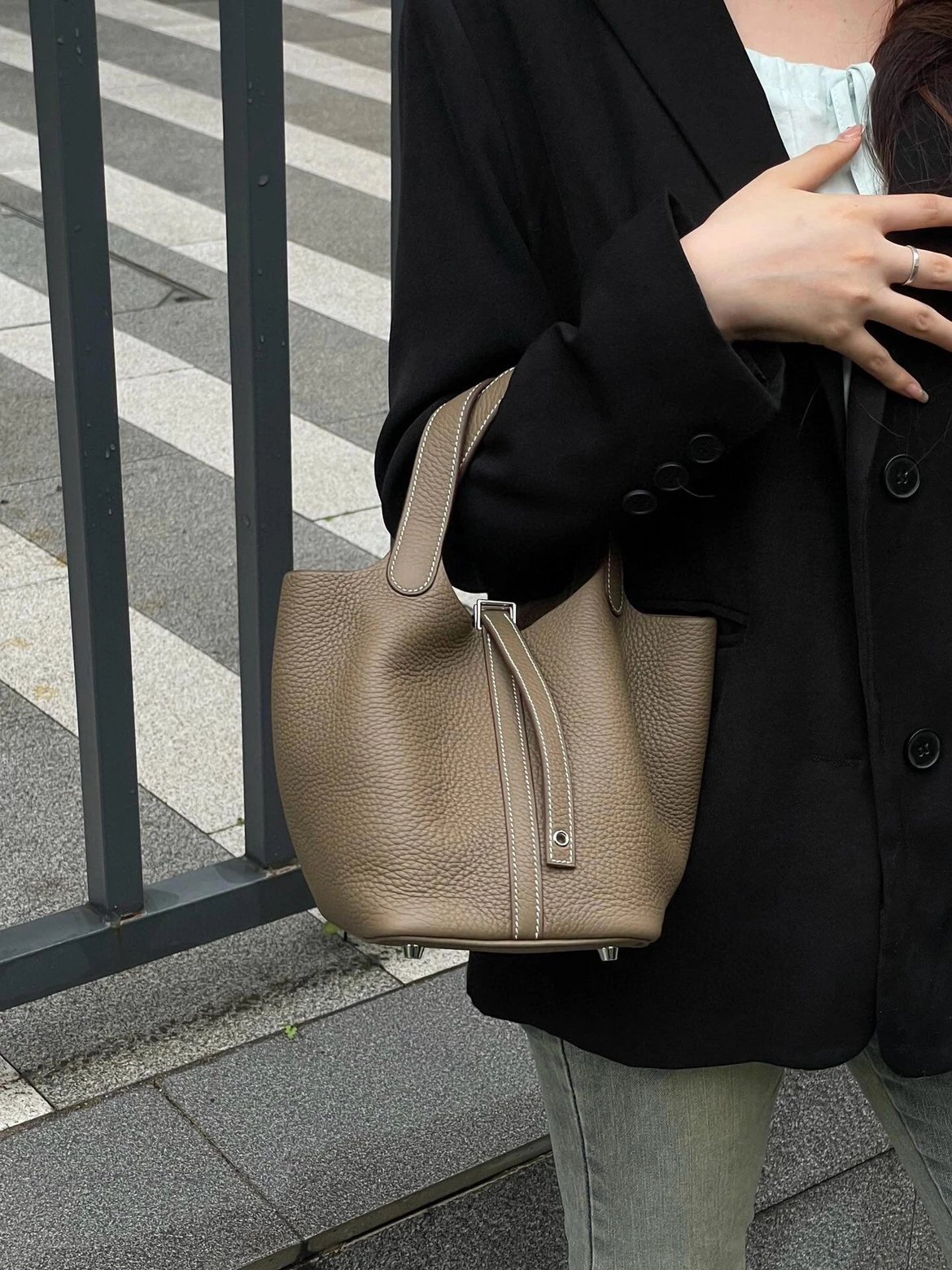 Item ID 8487 HERME3-Majia-Picoting-Lock-18- Gold Buckle - Calf Leather - Vegetable