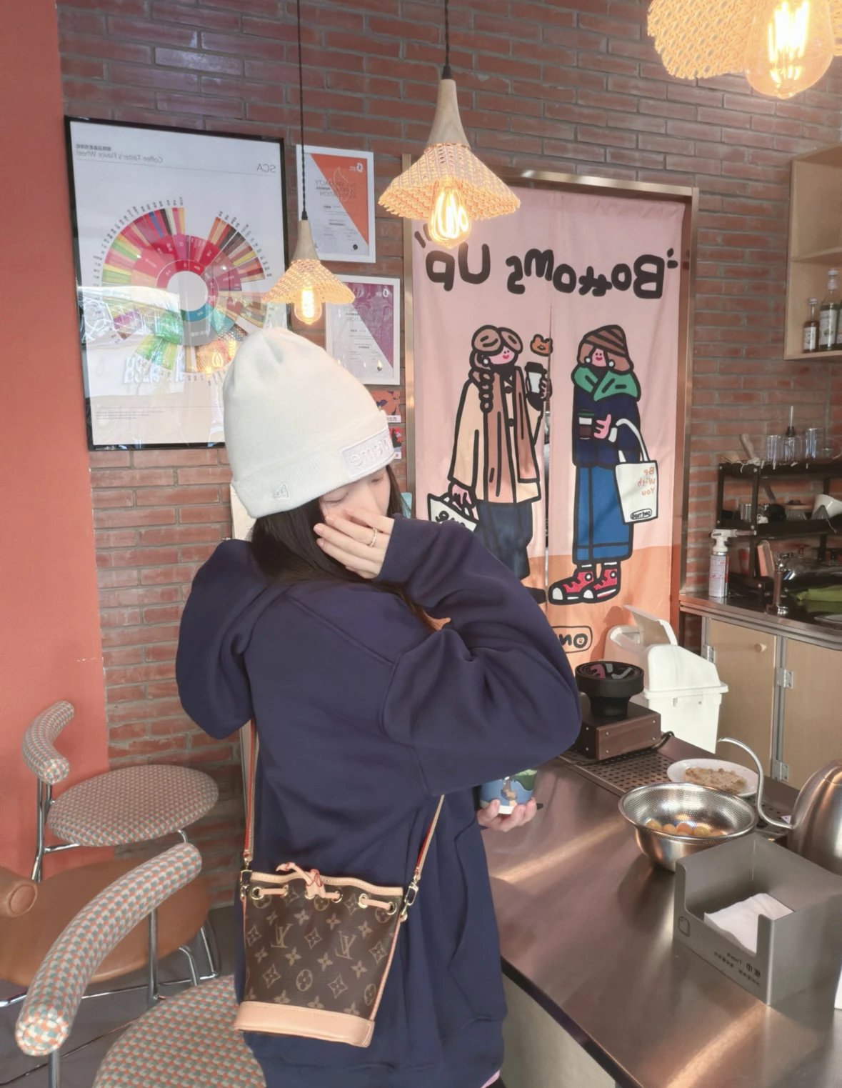 Item ID 8514 Year end finale _detachable and adjustable shoulder strap drawstring c