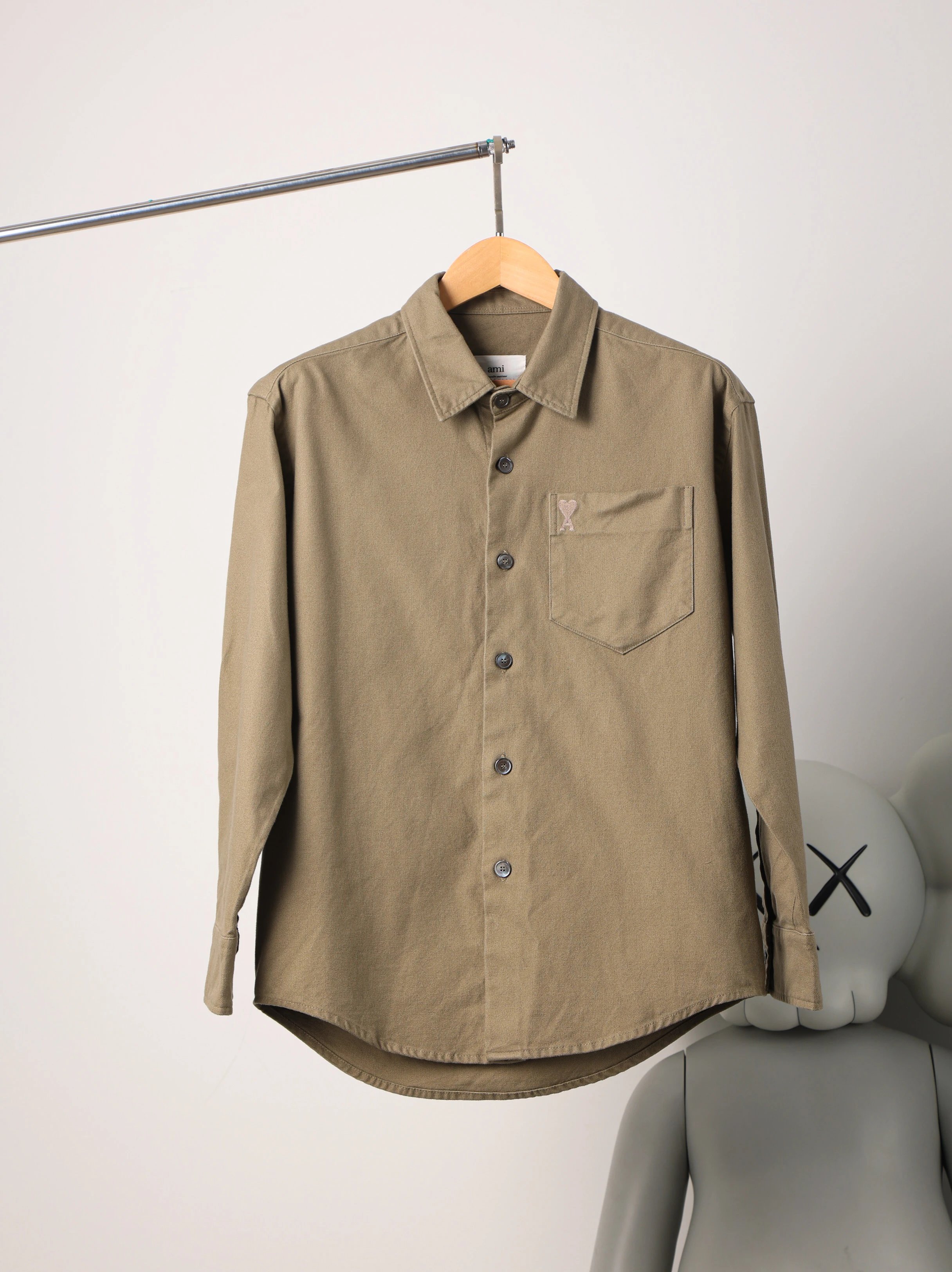 Item ID 8212 AmiParis-2023ss Classic - workwear pocket shirt - heavyweight fabric