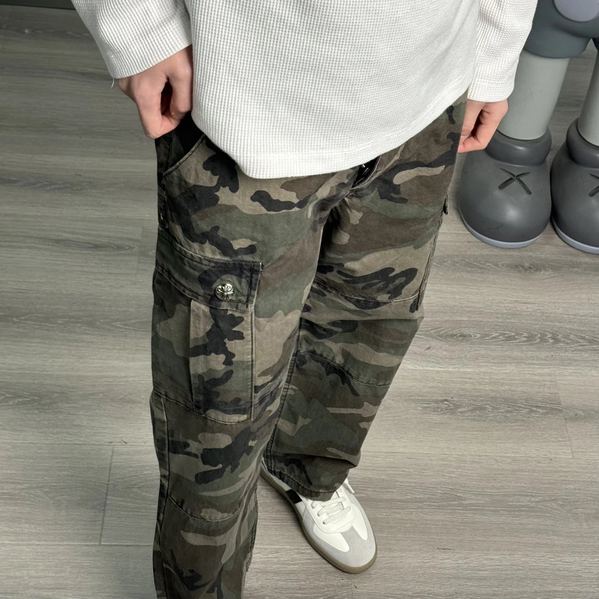 Item ID 8346 CH Camouflage zipper straight mid-rise casual pants “ Kangli direct sp
