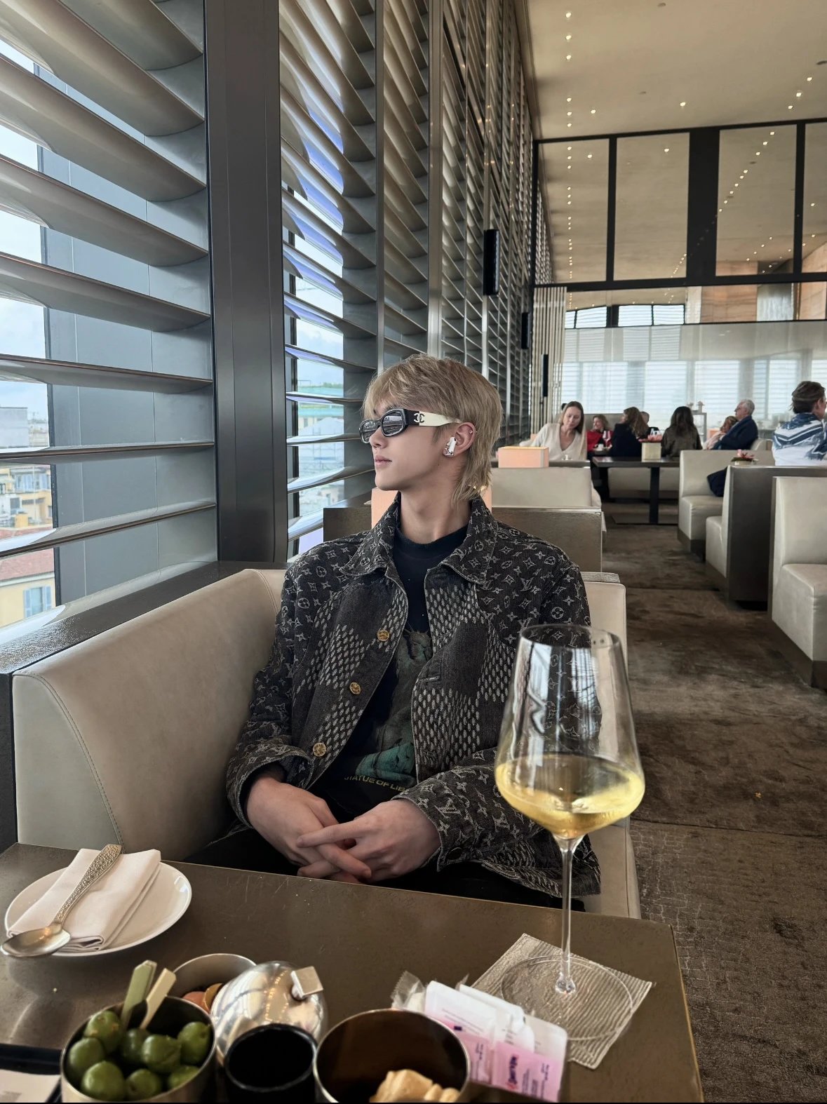 Item ID 8415 Xiaoxiang 5525 Glasses _Adjustable Degree_ Leg Logo Irregular Sunglass