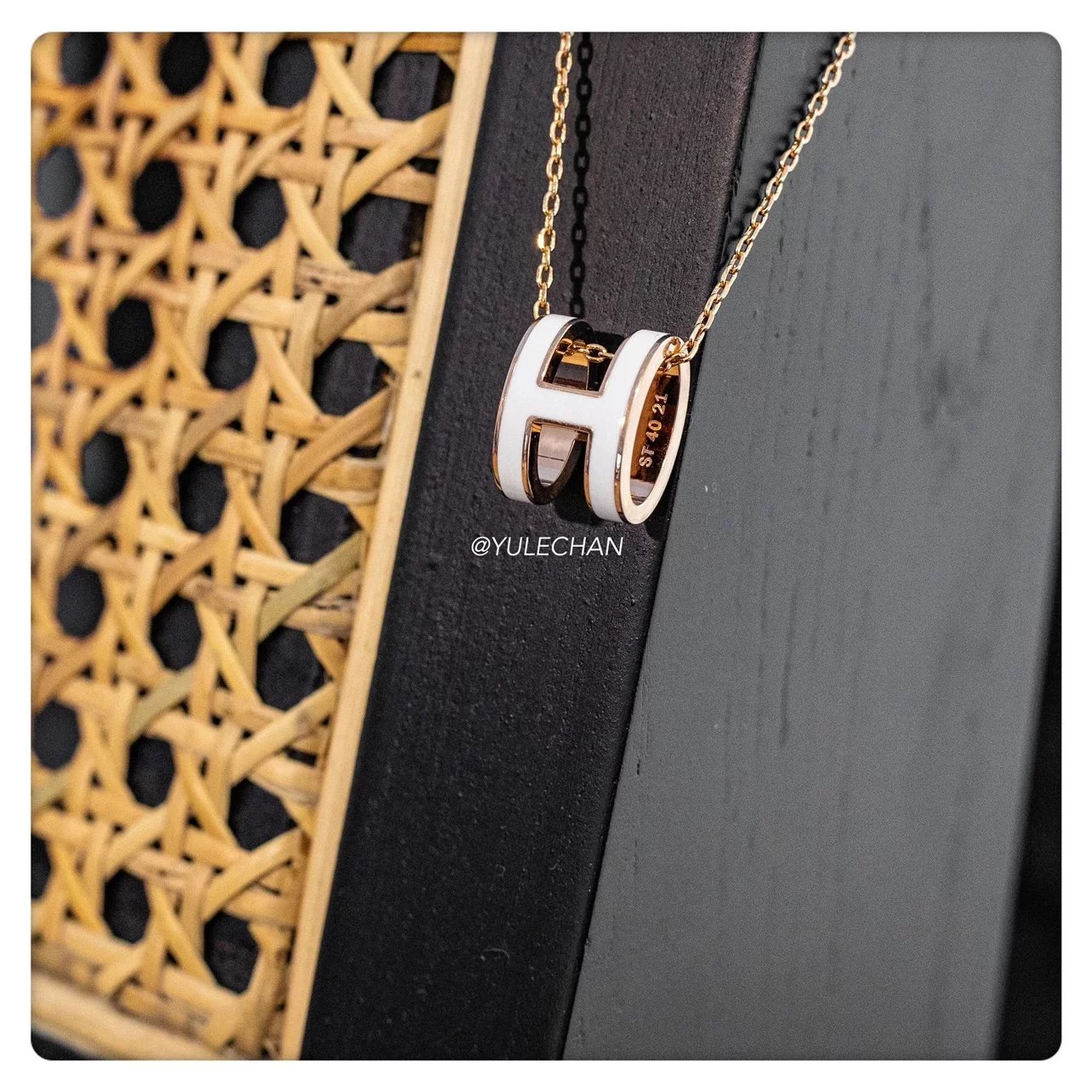 Item ID 8380 H letter necklace -mini letter pendant - rose gold necklace - clavicle
