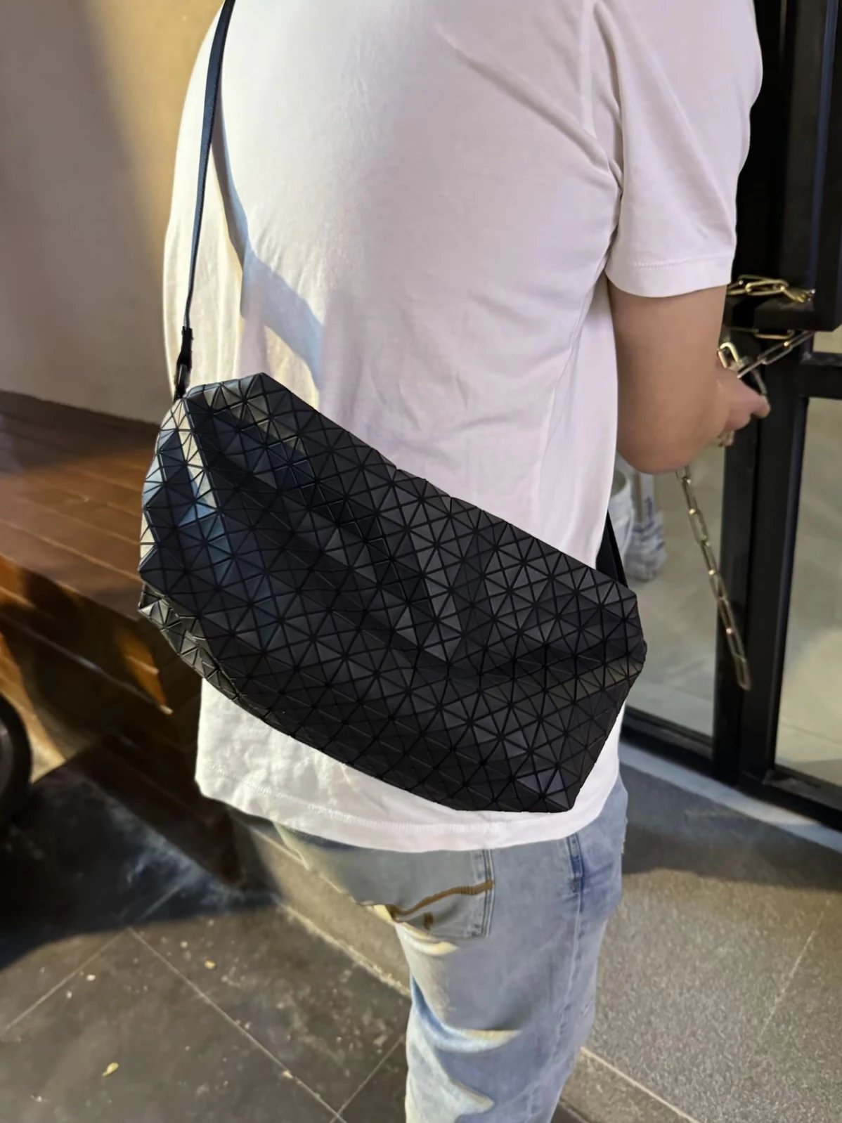 Item ID 8490 Issey-M1yaki- Issey Miyake -Kuro-saddle-PVC diamond camera bag - Matte