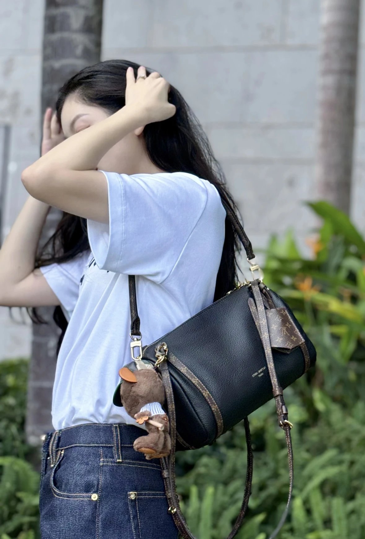 Item ID 8474 Express Black Knight - _Imported calf leather_ _NFC chip_ classic patt