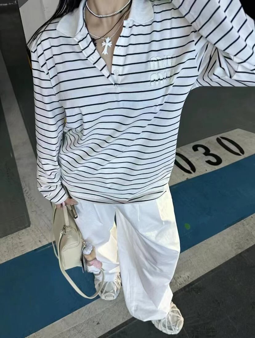 Item ID 8186 M1uM1u- Miu Miu -2024ss- black and white stripes polo shirt - Chest le