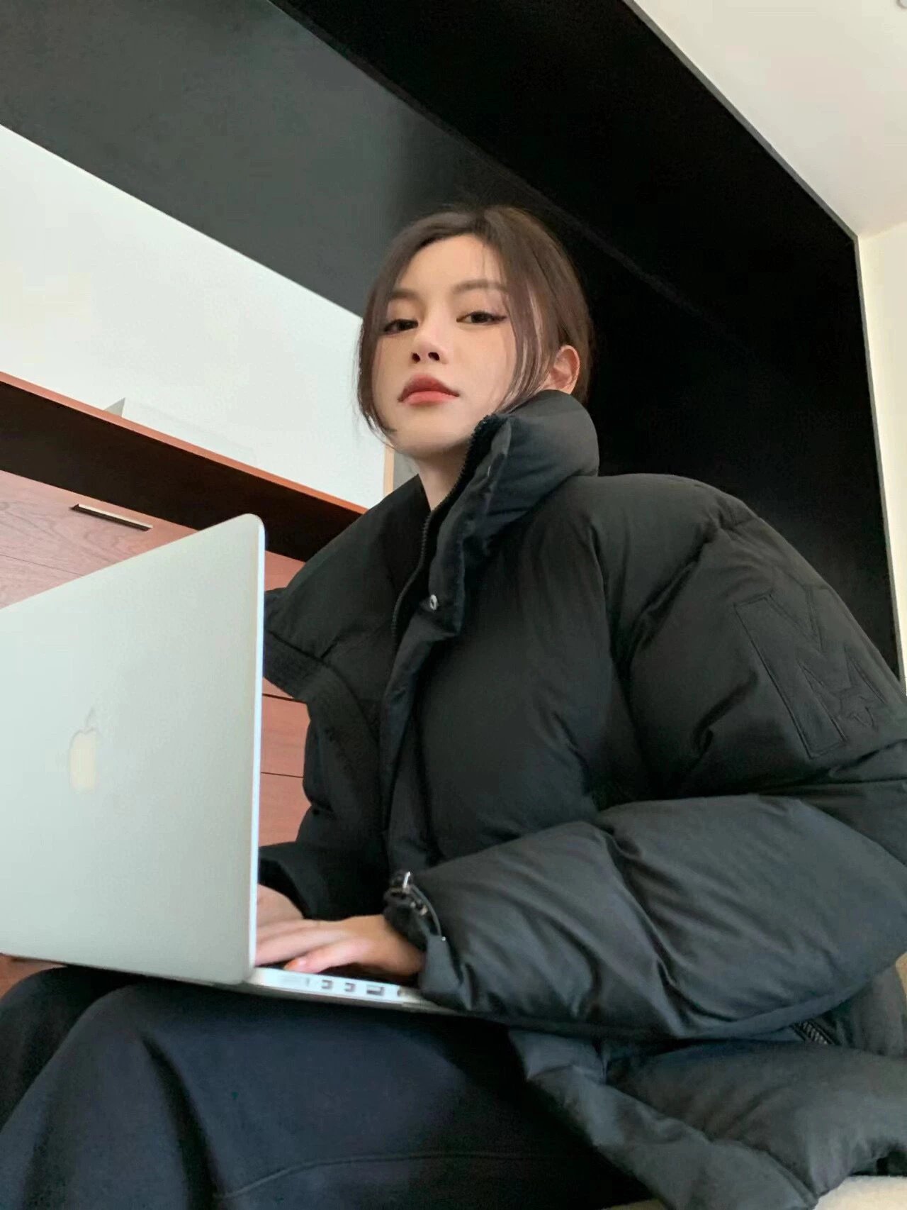 Item ID 8129 MACKAGE-2023S Cloud Series -90 Velvet - Stand up Down Jacket - Breadco