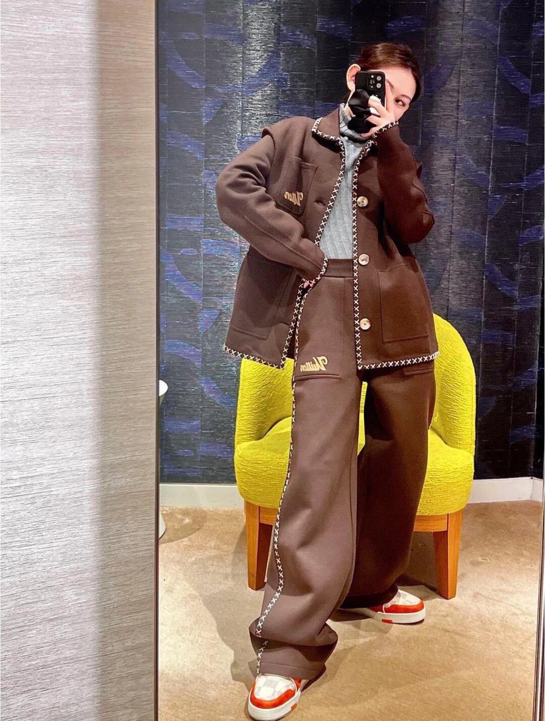 Item ID 8341 Advanced customization -Tyler Joint series - Show casual pants - side