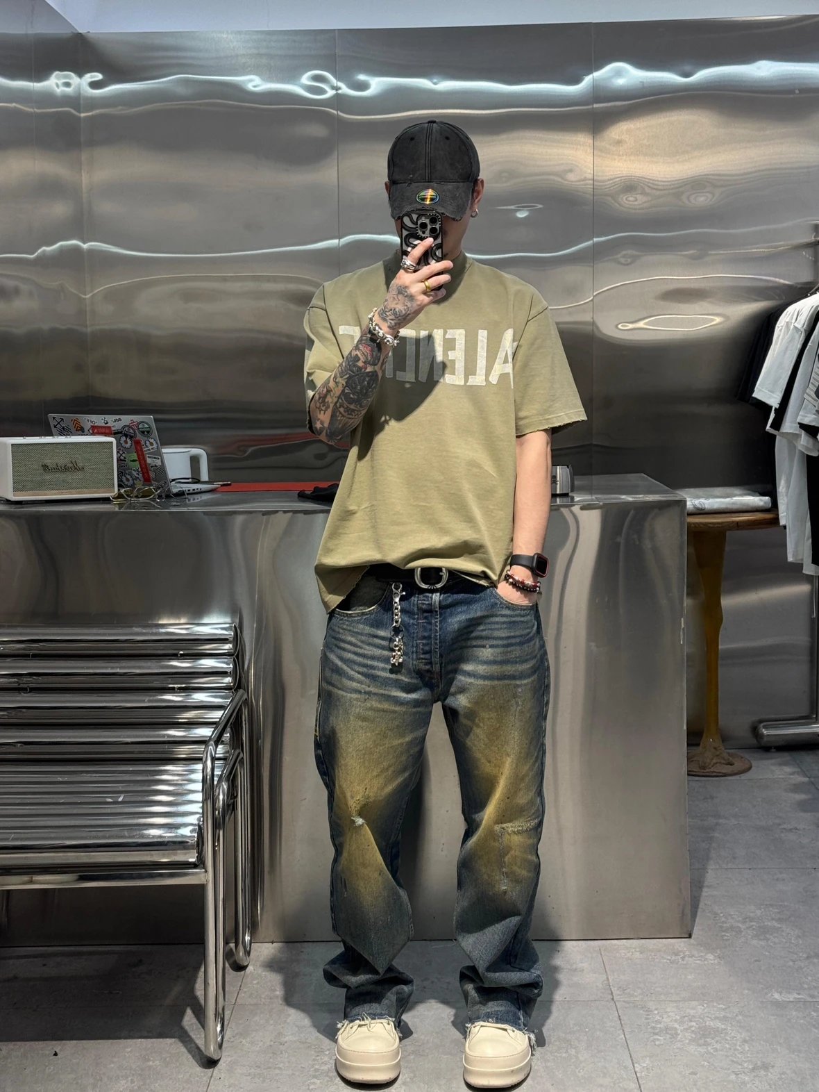 Item ID 8278 Balenc1aga - Paris-2023s - Pattern Paper Series Short Sleeves - Retro