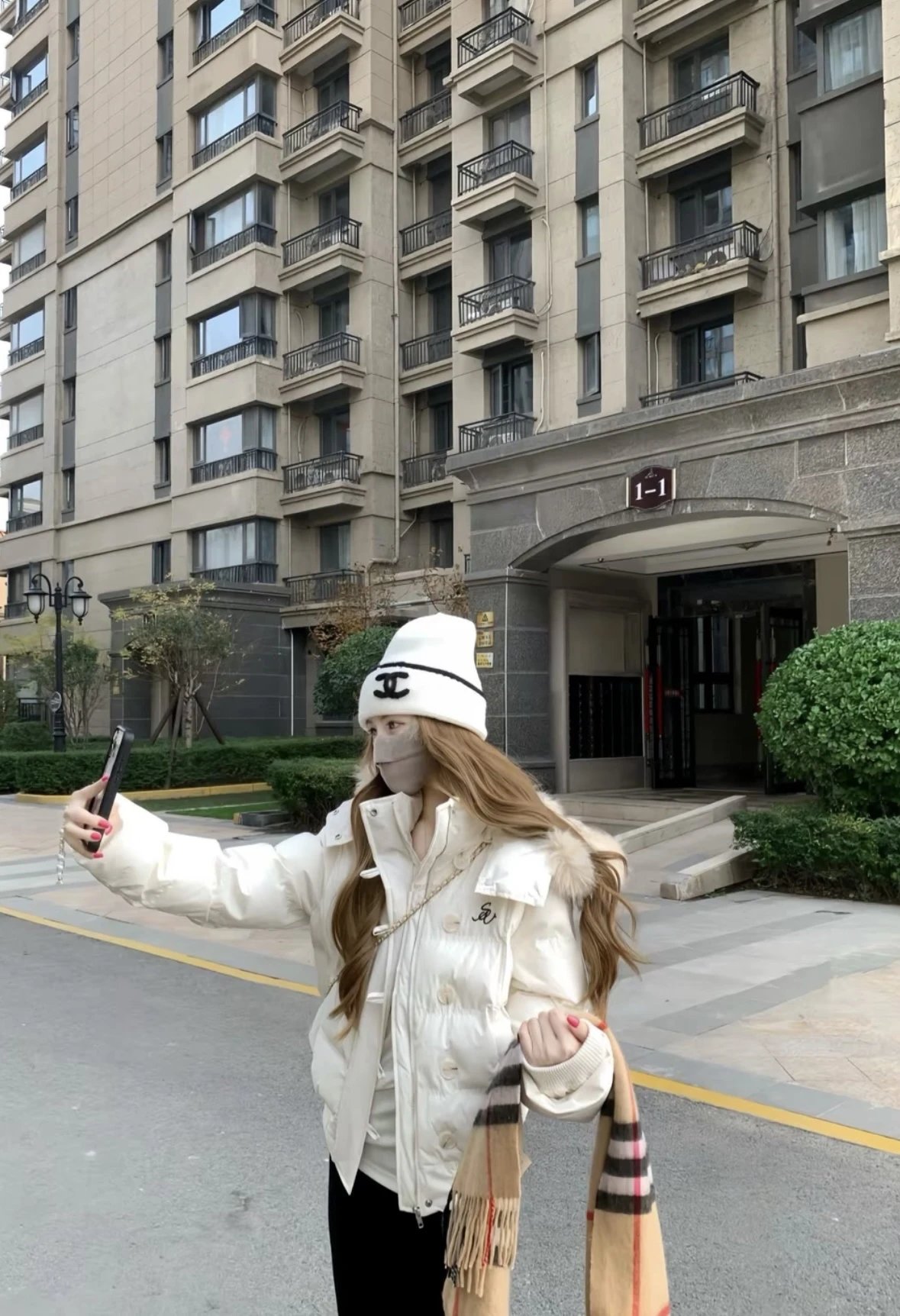 Item ID 8525 BBR Wool and cashmere blend - Striped mesh decorative cashmere scarf f