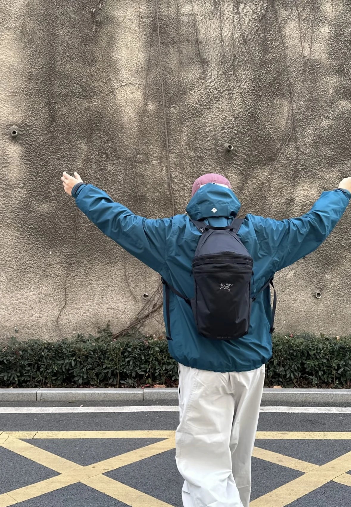 Item ID 8486 Heliad-16L-Waterproof coated nylon fabric embroidered logo multifuncti