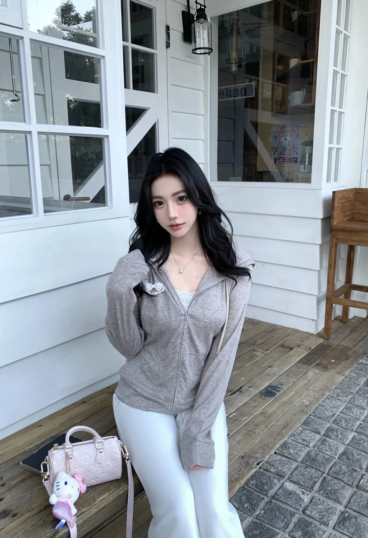 Item ID 8500 NANO-SPEEDY - Brand Old Flower Full Print Cowhide Single Shoulder Hand