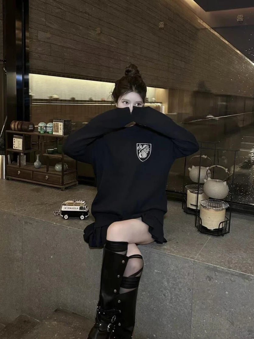 Item ID 8246 Advanced customization - Same style as Wang Jiaer - Navy conch embroid