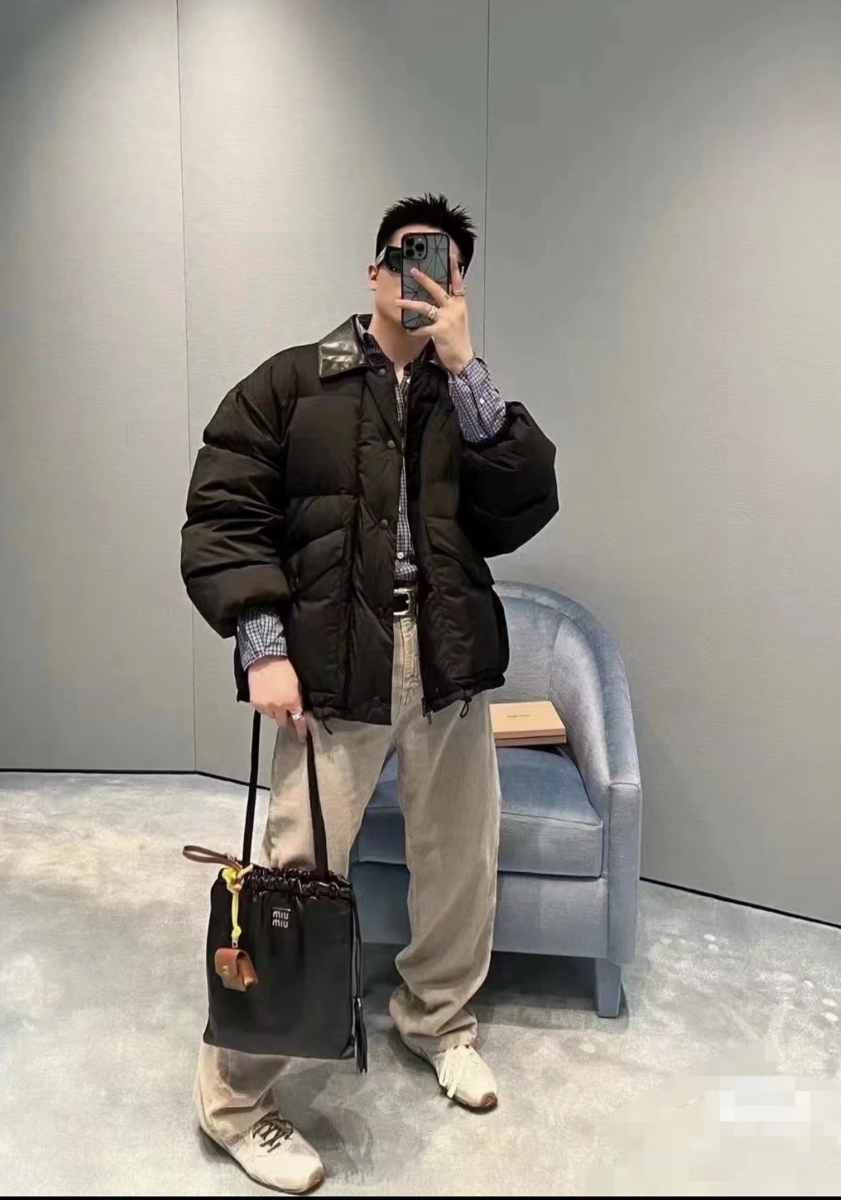 Item ID 8126 M1UM1U Miu Miu FW24“90 white duck down ” Lapel drawstring hem zipper l