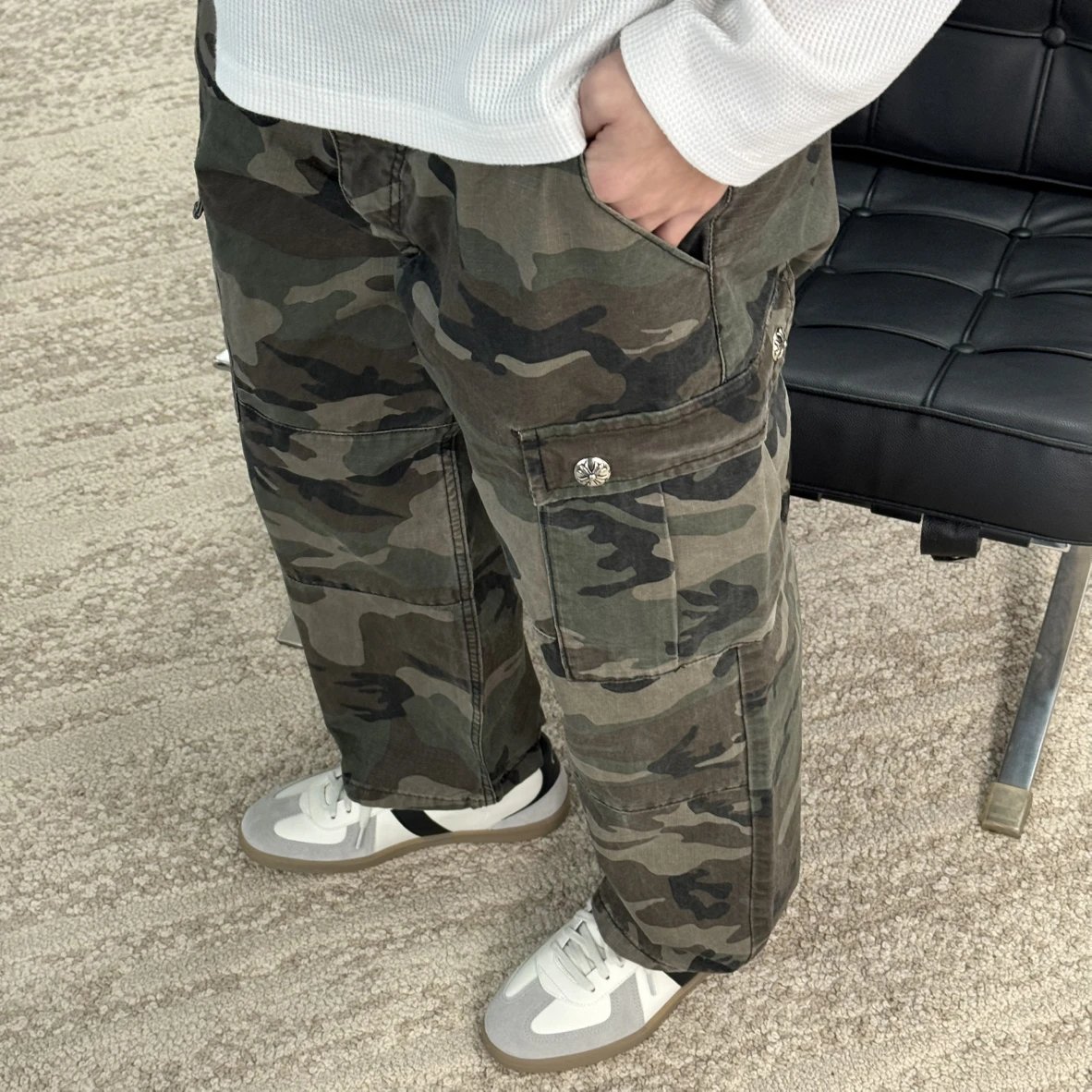 Item ID 8346 CH Camouflage zipper straight mid-rise casual pants “ Kangli direct sp