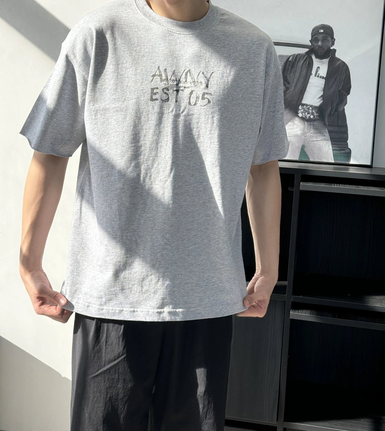 Item ID 8317 king alexander - Unisex loose graffiti logo short sleeves T shirt - Sa