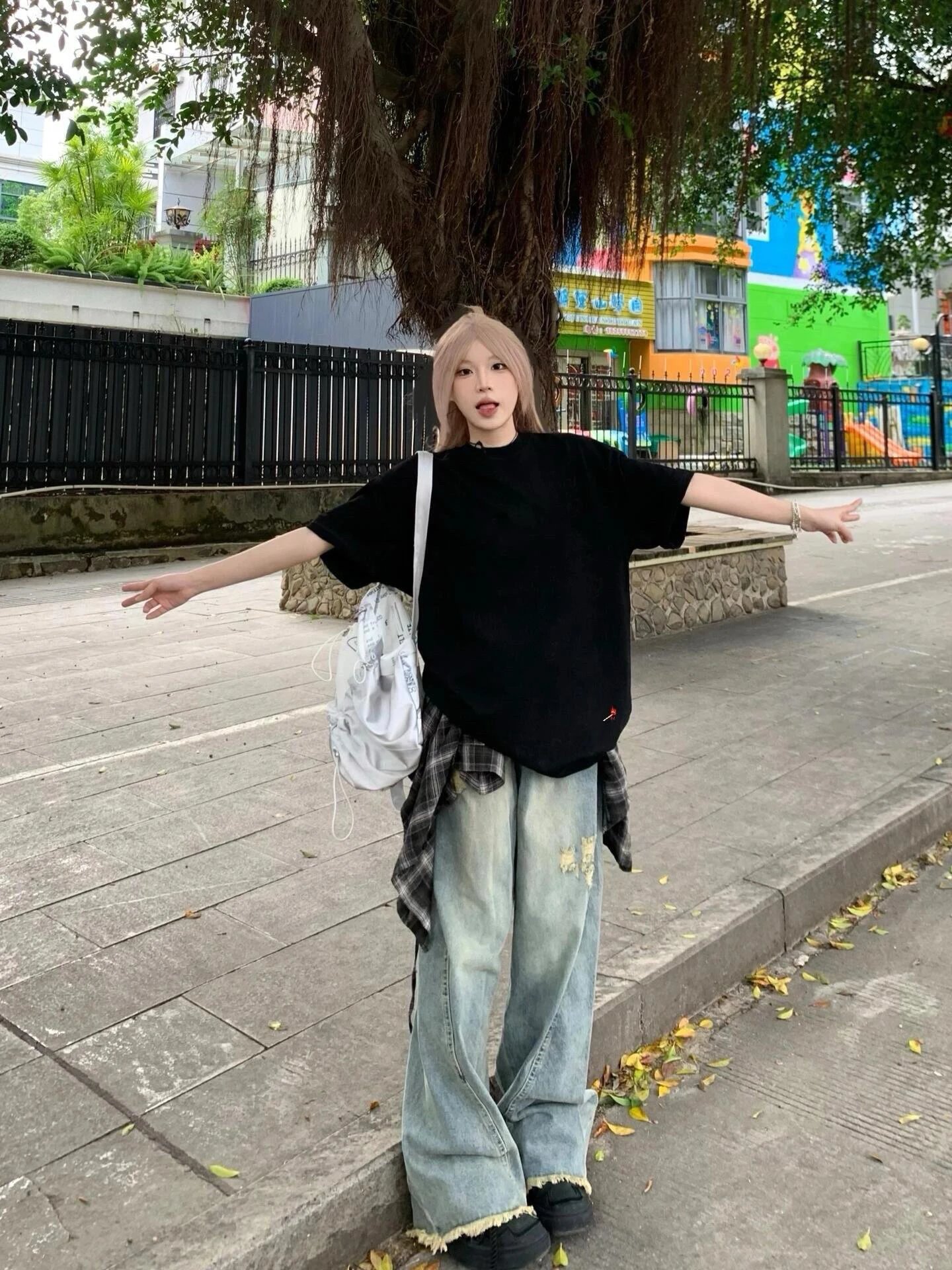 Item ID 8294 Bottega-Venet@-BV-2025ss- Small match pattern embroidered short sleeve