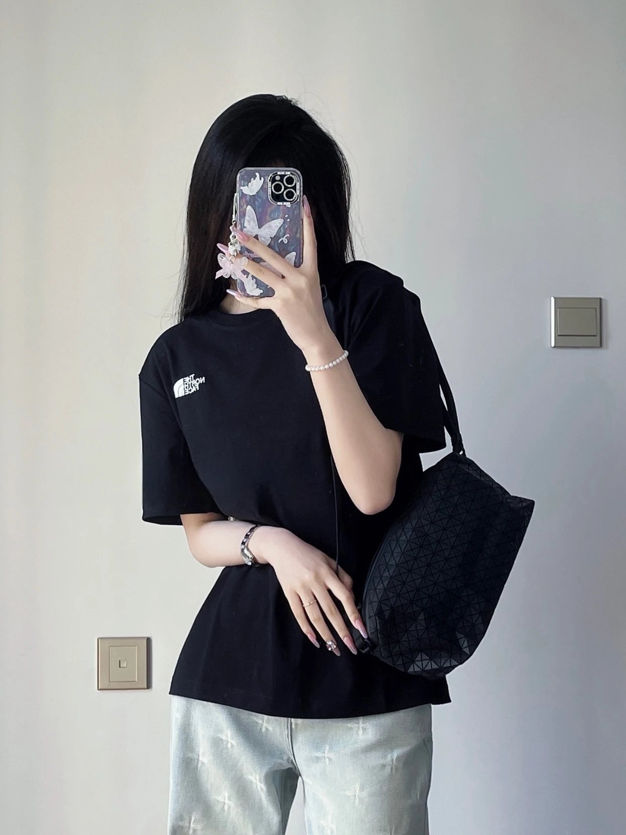 Item ID 8490 Issey-M1yaki- Issey Miyake -Kuro-saddle-PVC diamond camera bag - Matte