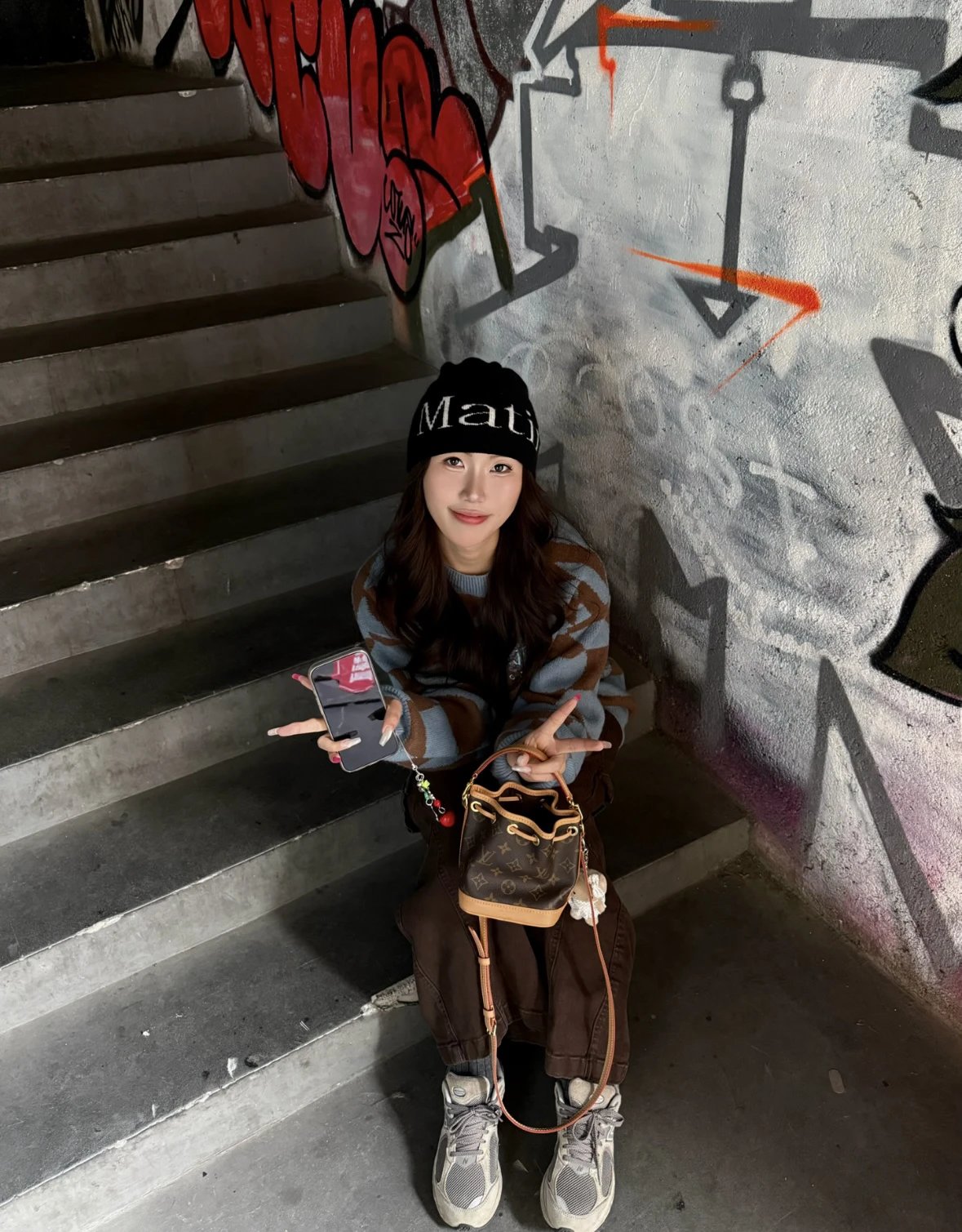 Item ID 8514 Year end finale _detachable and adjustable shoulder strap drawstring c