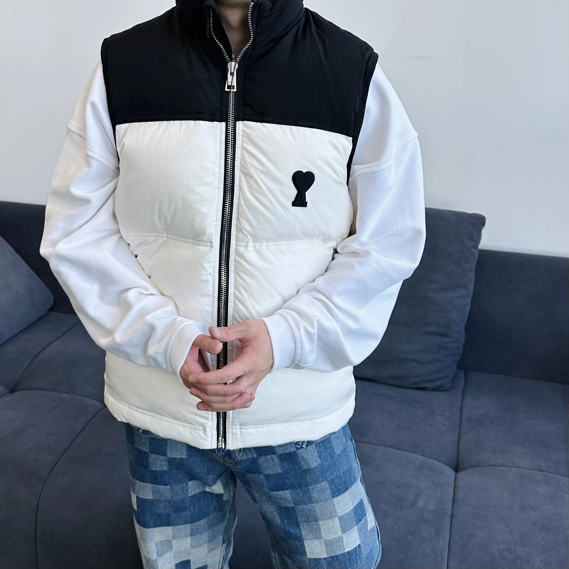 Item ID 8362 AM1PARIS-Am1- down vest - Heart embossed badge vest - Available in bla