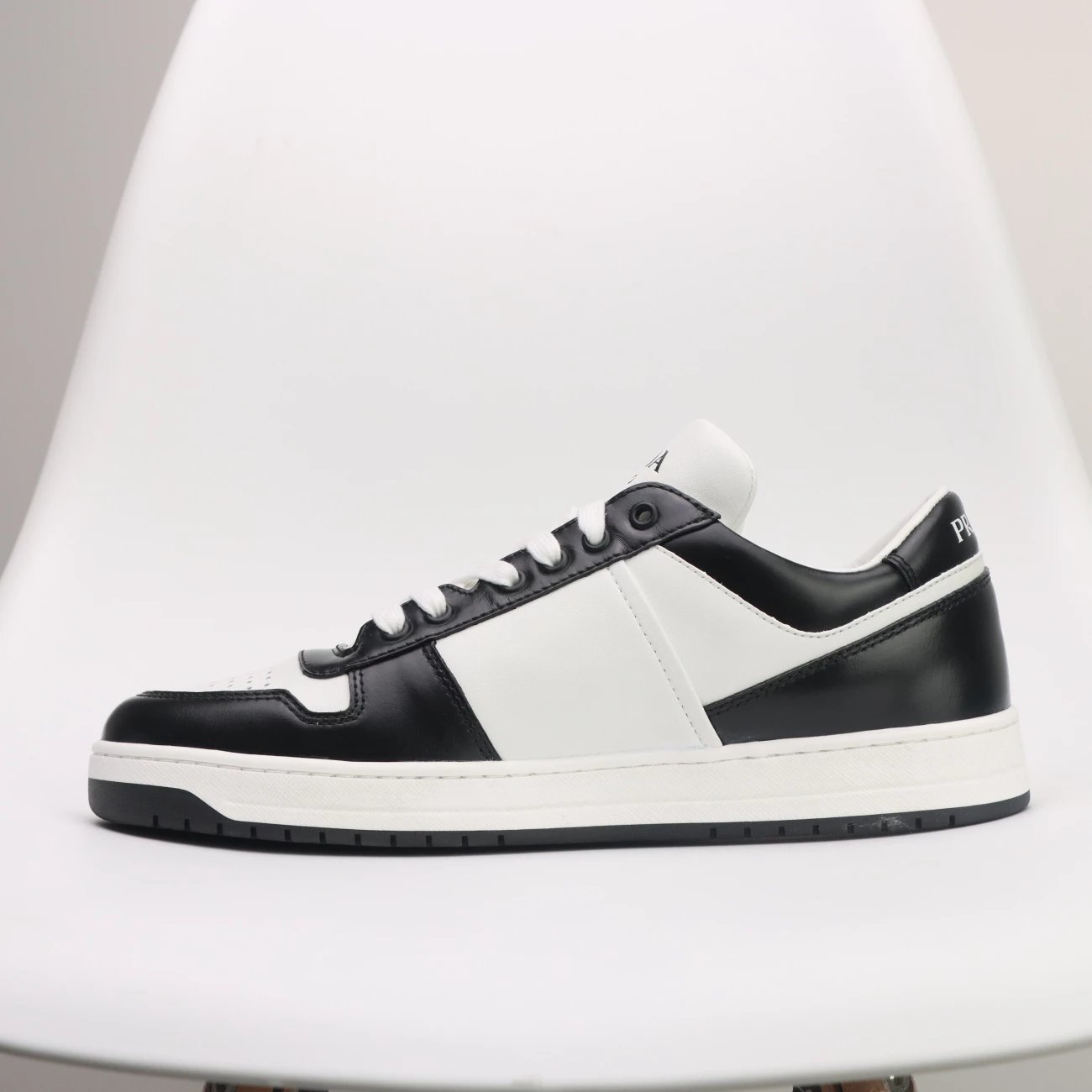 Pthtrthtathtdthta Leather Sneakers