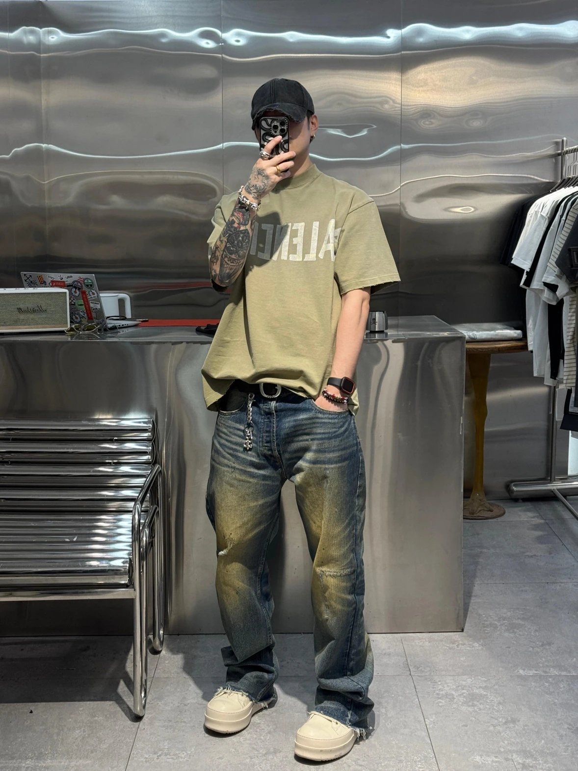 Item ID 8278 Balenc1aga - Paris-2023s - Pattern Paper Series Short Sleeves - Retro