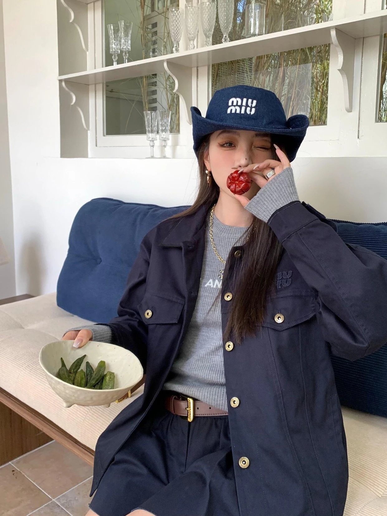 Item ID 8046 MiuM1u-Miu-2024-ss-workwear pocket design - retro style lapel breasted