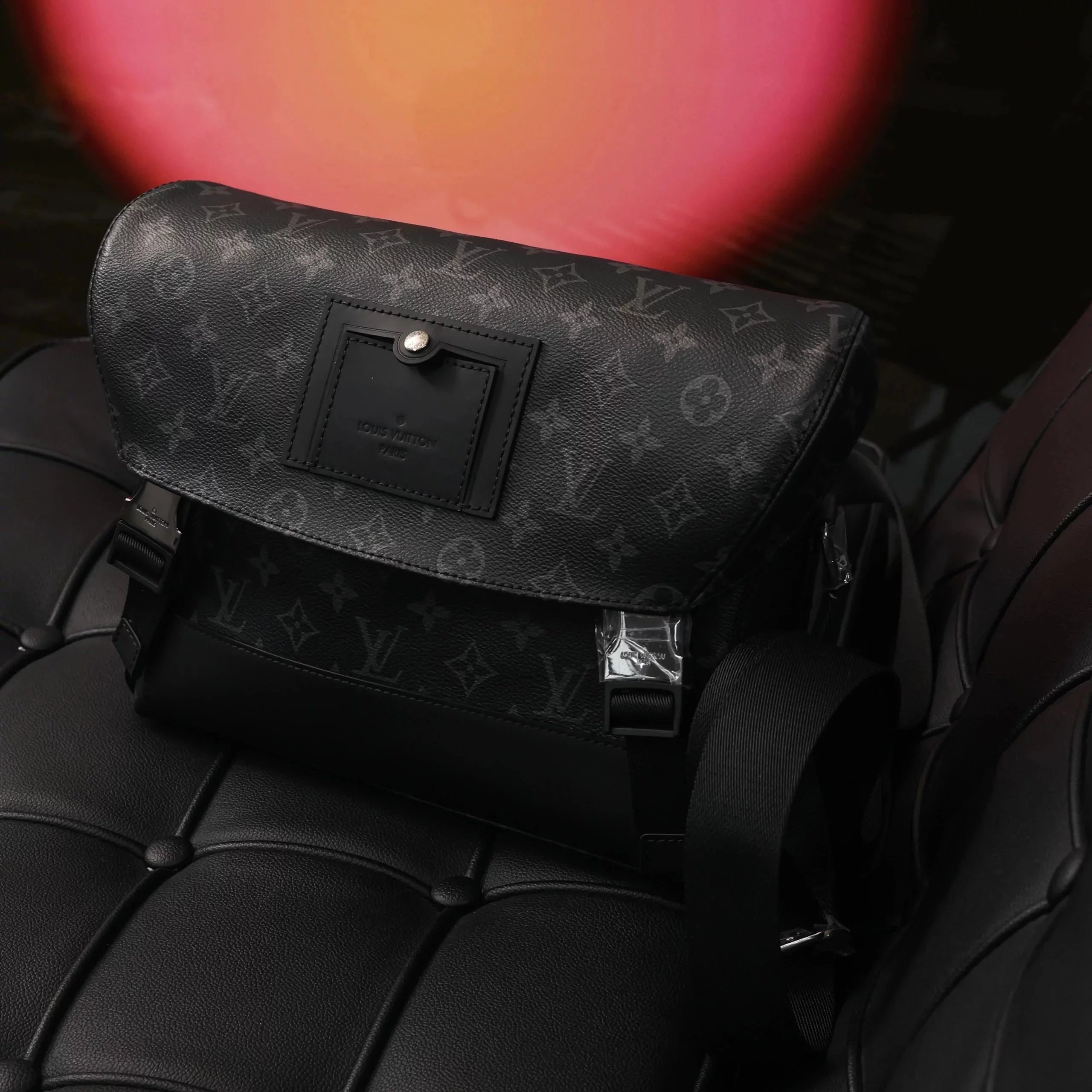 Item ID 8519 “ Customized four sets of brand new hardware 、 Extra large capacity ”