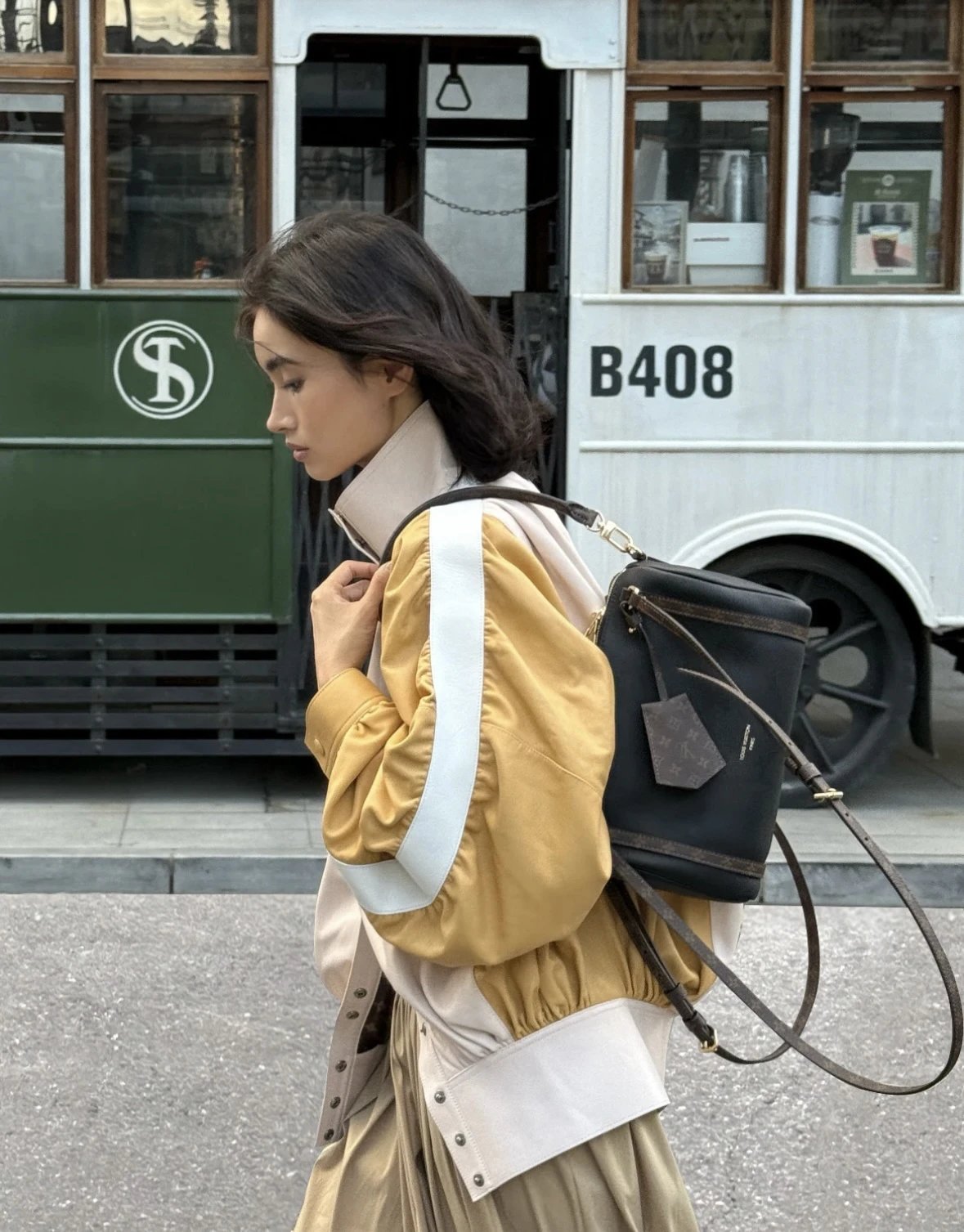 Item ID 8474 Express Black Knight - _Imported calf leather_ _NFC chip_ classic patt