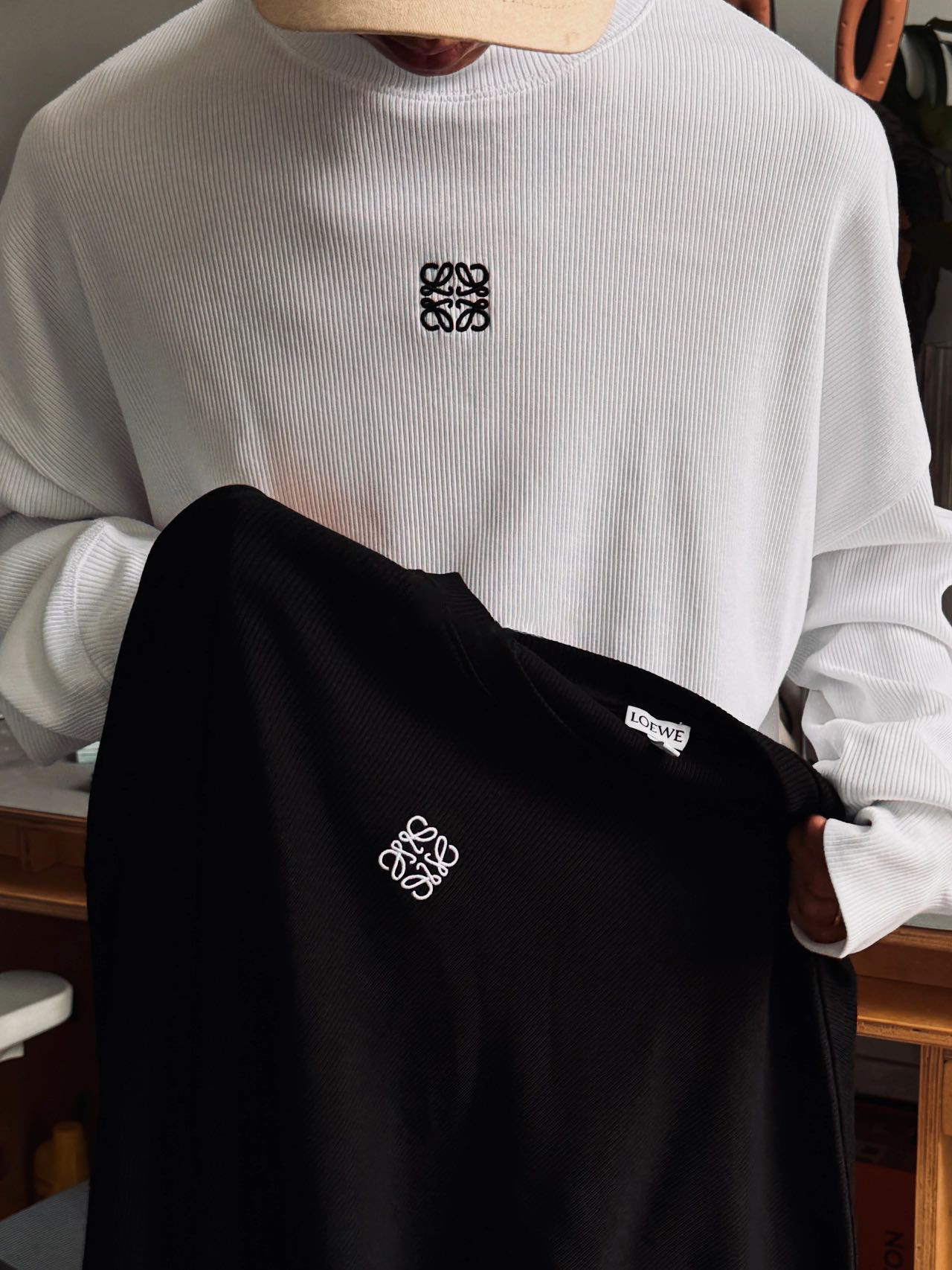 thtLothtethtwthte Ribbed fabric long sleeves