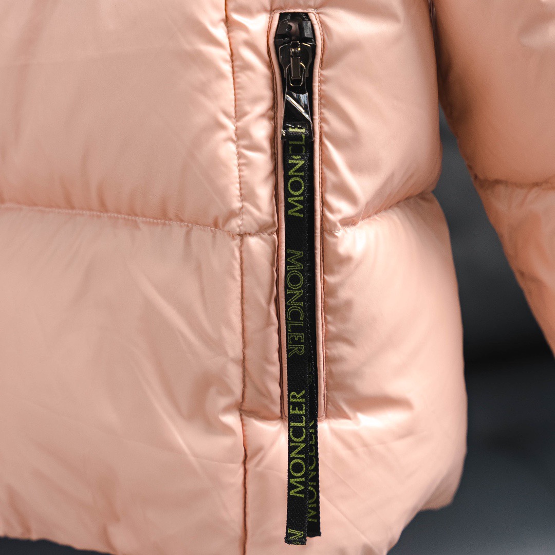 蒙口宋茜同款羽绒服