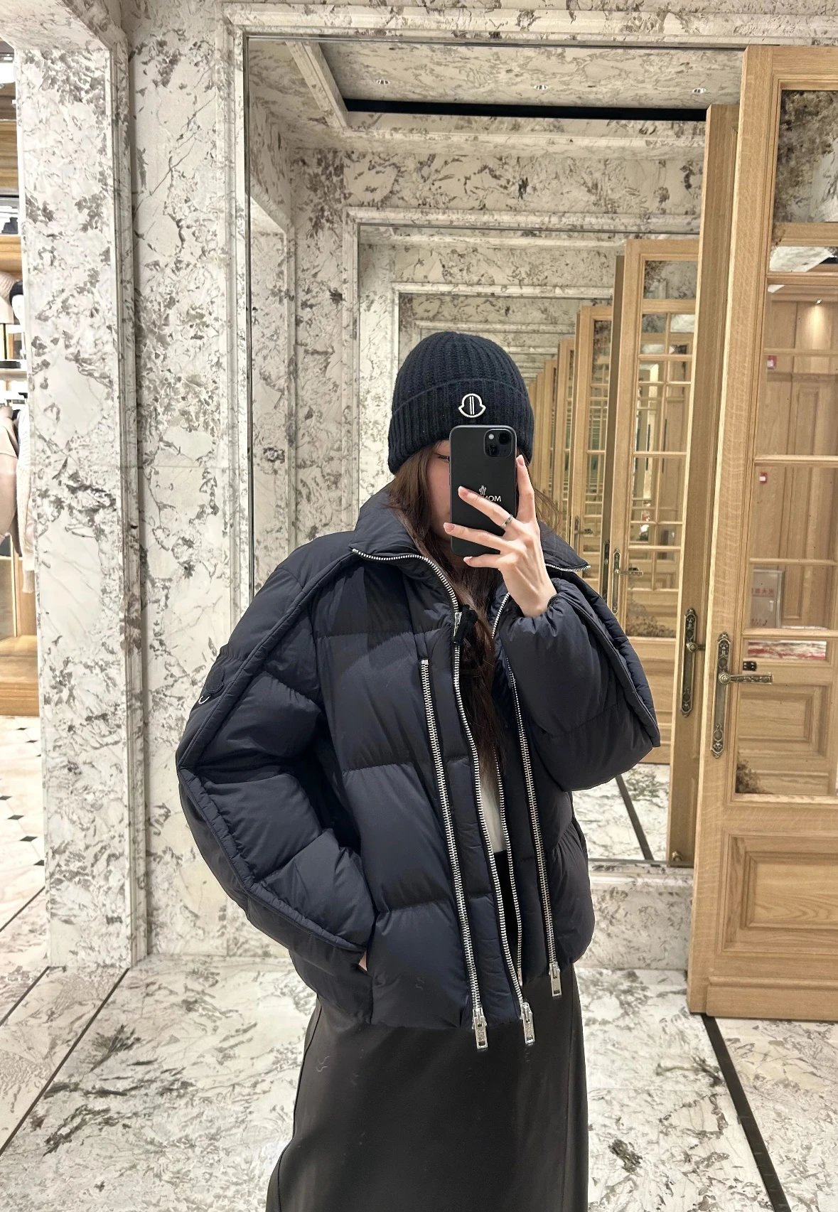 Item ID 8114 GENIUS-YAEL series -“90 white goose down ” Short double-zip adjustable