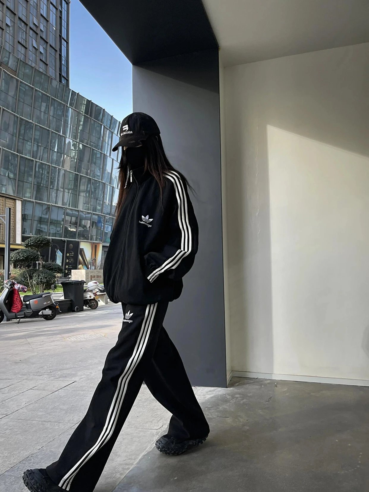 Item ID 8344 Balenci@ga-x-Adid@s- Paris clover joint brand - Sports wide leg trouse