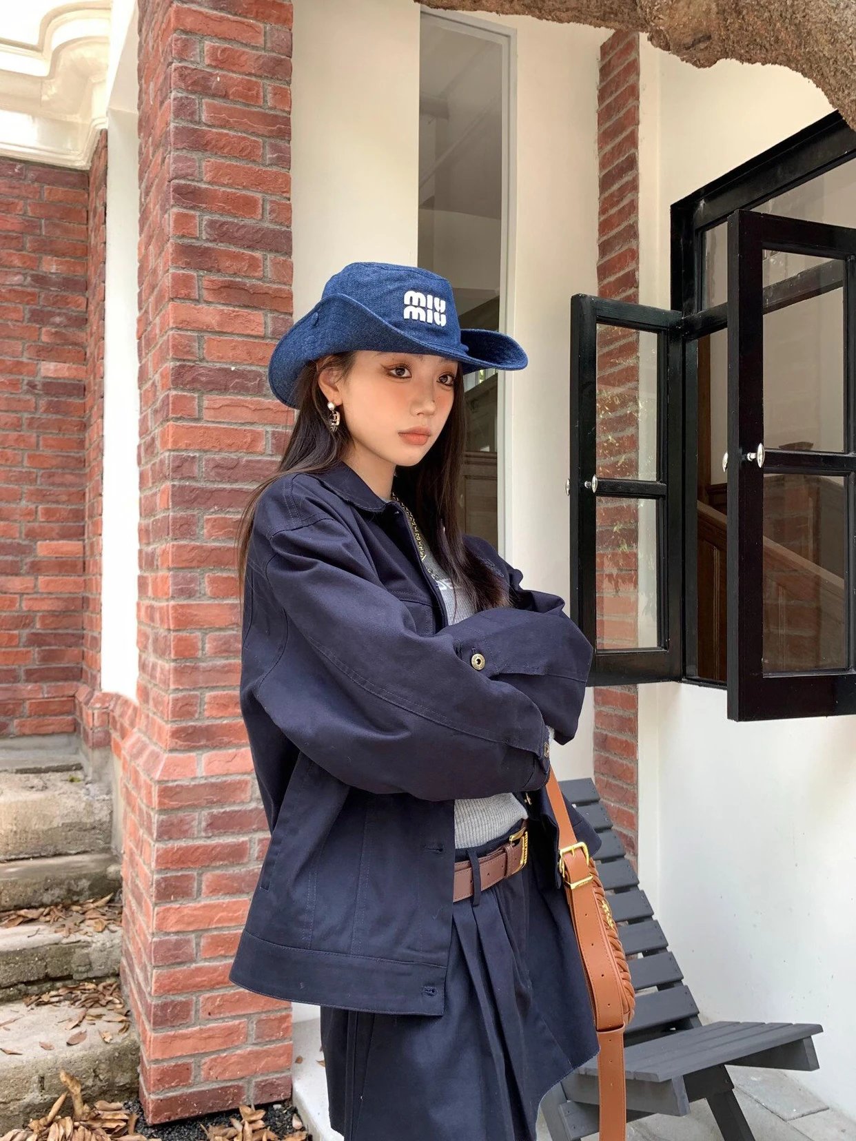 Item ID 8046 MiuM1u-Miu-2024-ss-workwear pocket design - retro style lapel breasted