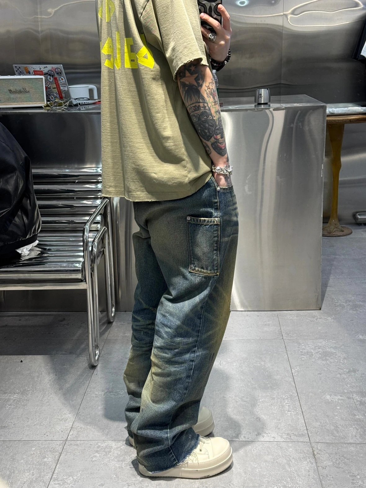 Item ID 8278 Balenc1aga - Paris-2023s - Pattern Paper Series Short Sleeves - Retro