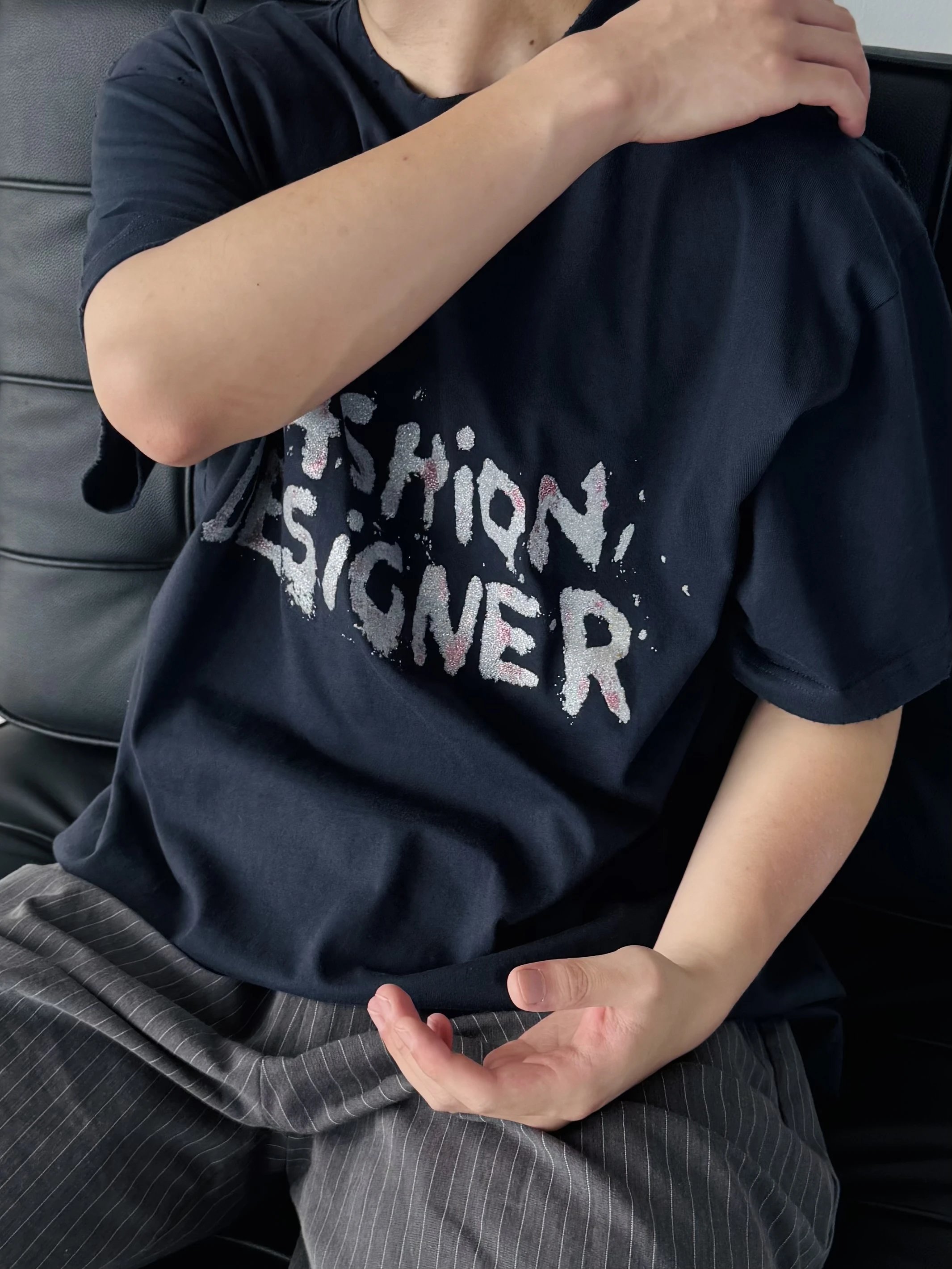 Item ID 8279 Balenc1aga - Paris-2025s - Sparkling Ink Graffiti Letter Printed Short