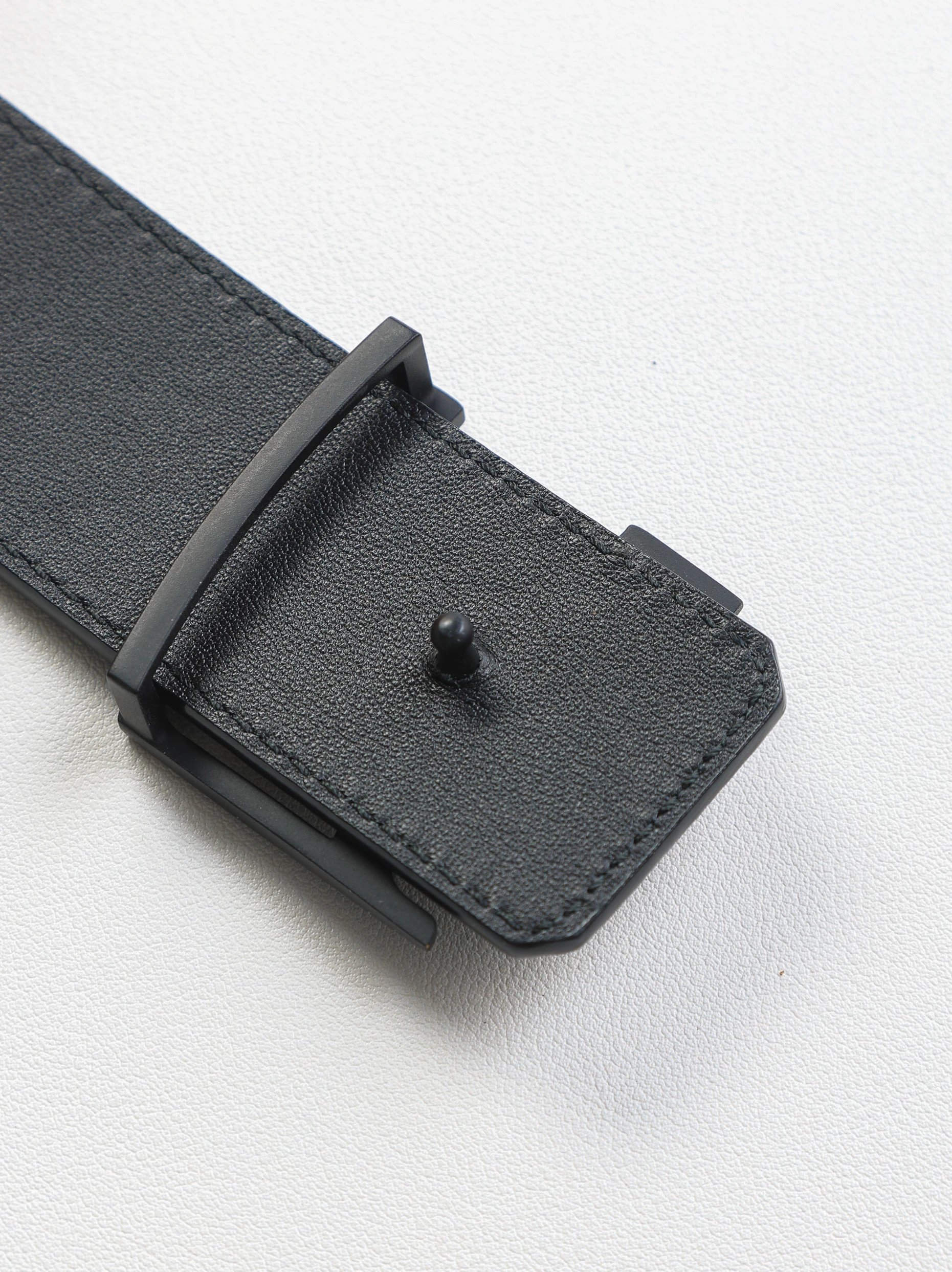 Item ID 8392 Advanced Customization -2021ss Classic Old Flower Embossed Logo Hardwa